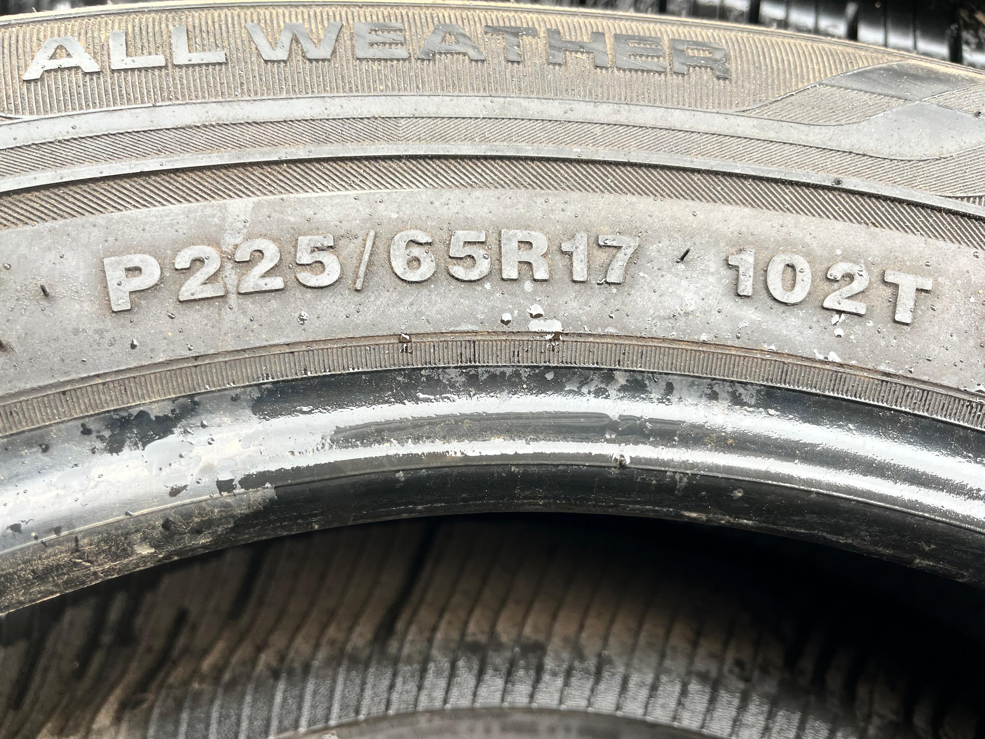 225/65R17 (3 Used Tires) LionHart LionClaw HT