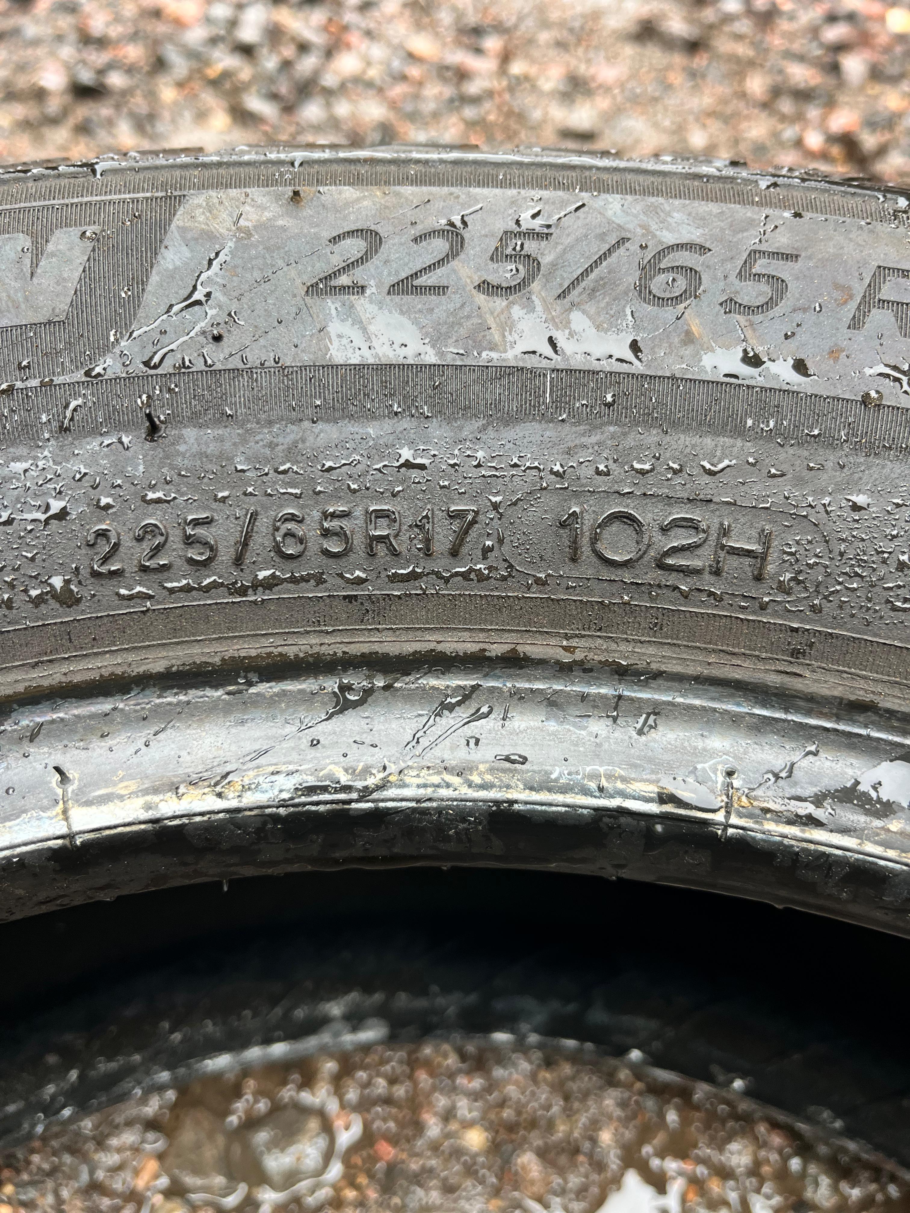 225/65R17 Pair (2 Used Tires) Michelin CrossClimate