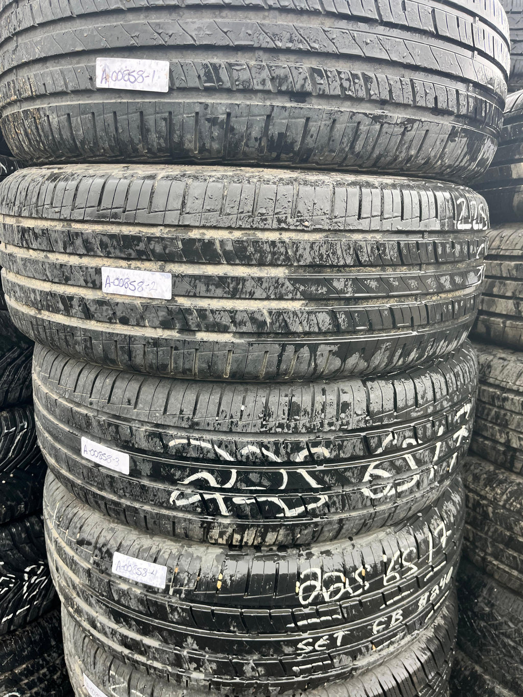 225/65R17 Set (4 Used Tires) Mastercraft Stratus (AS)