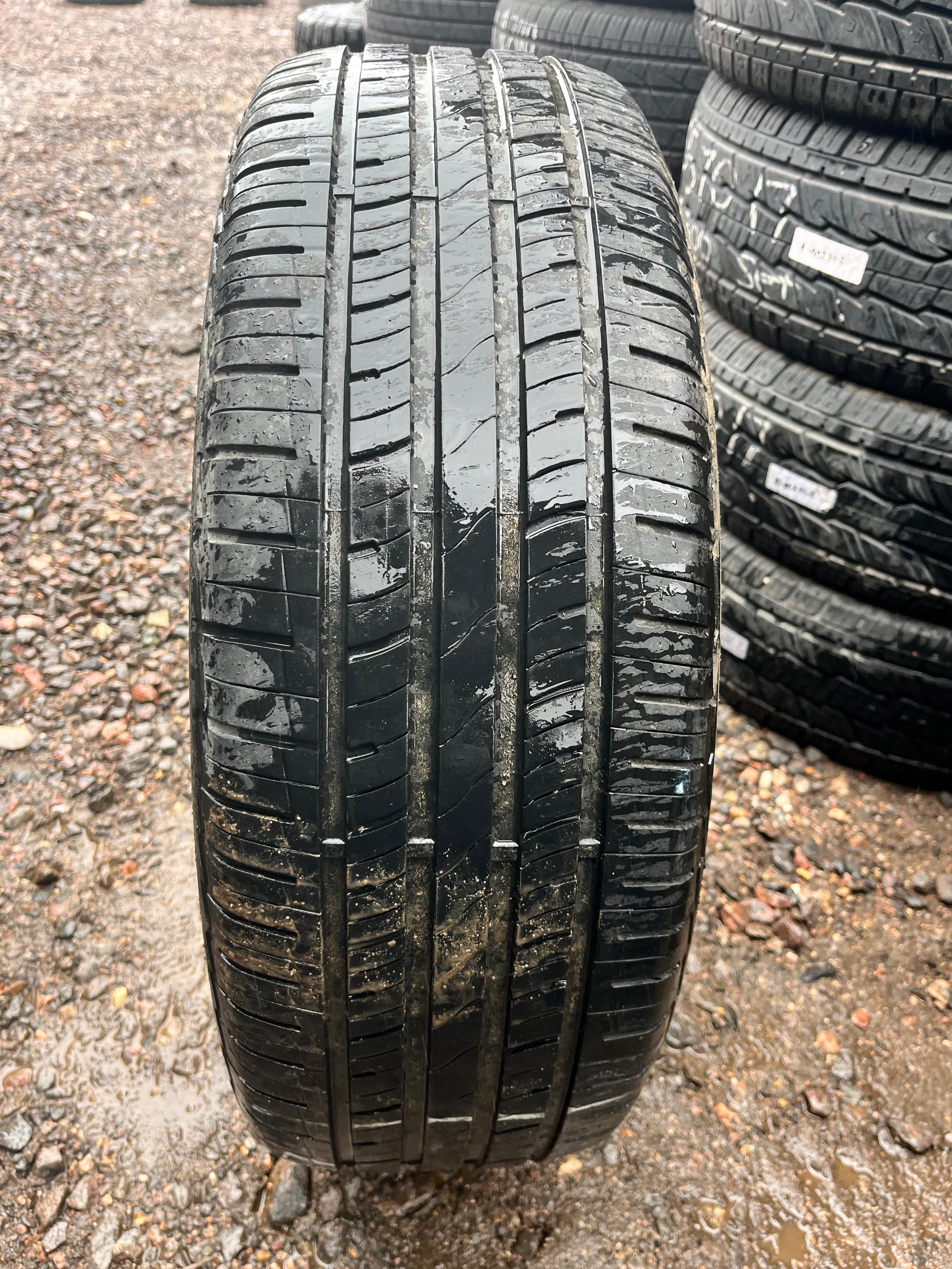 225/65R17 Set (4 Used Tires) Mastercraft Stratus (AS)