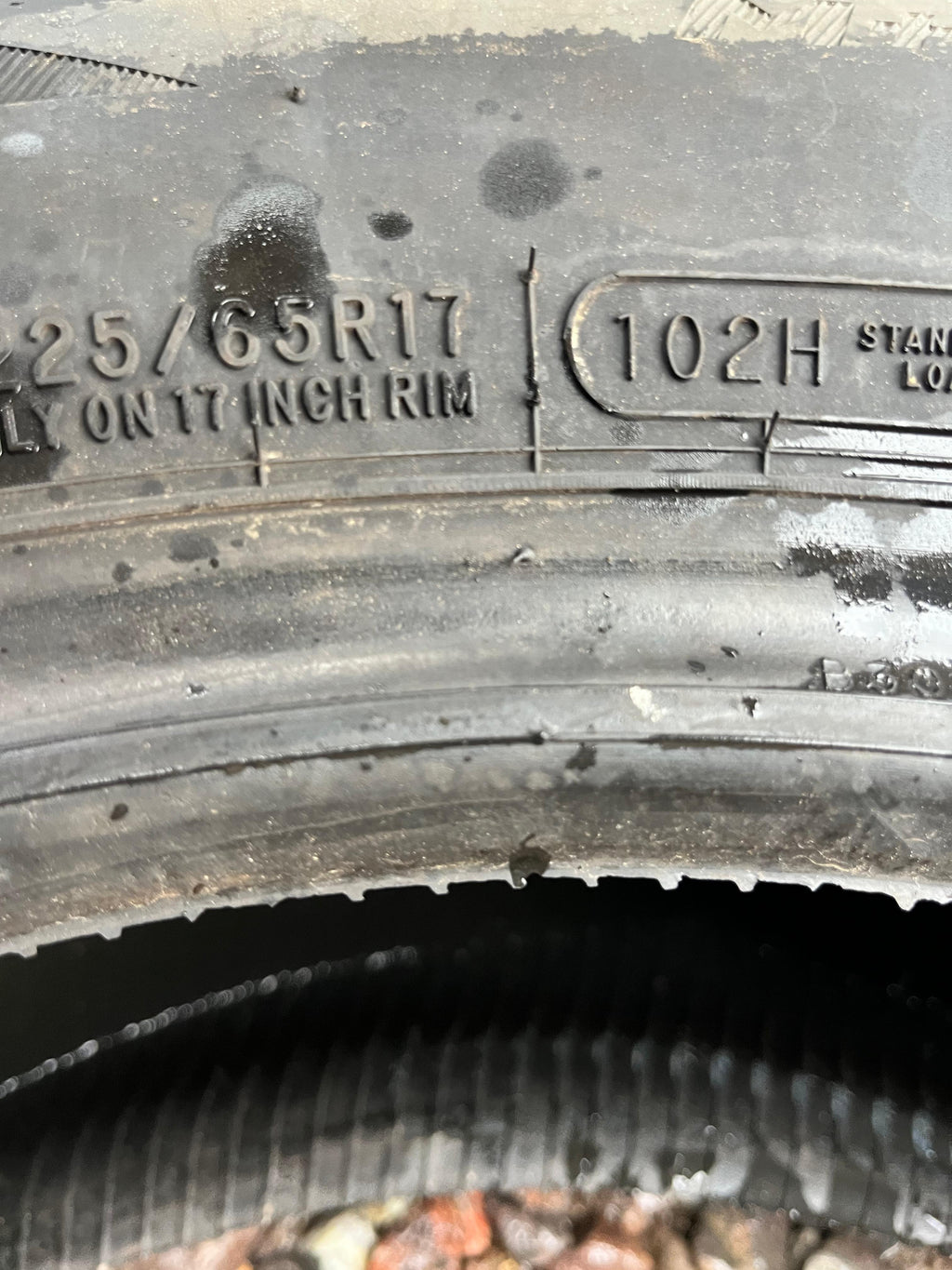 225/65R17 Set (4 Used Tires) Arizonian Silver Edition