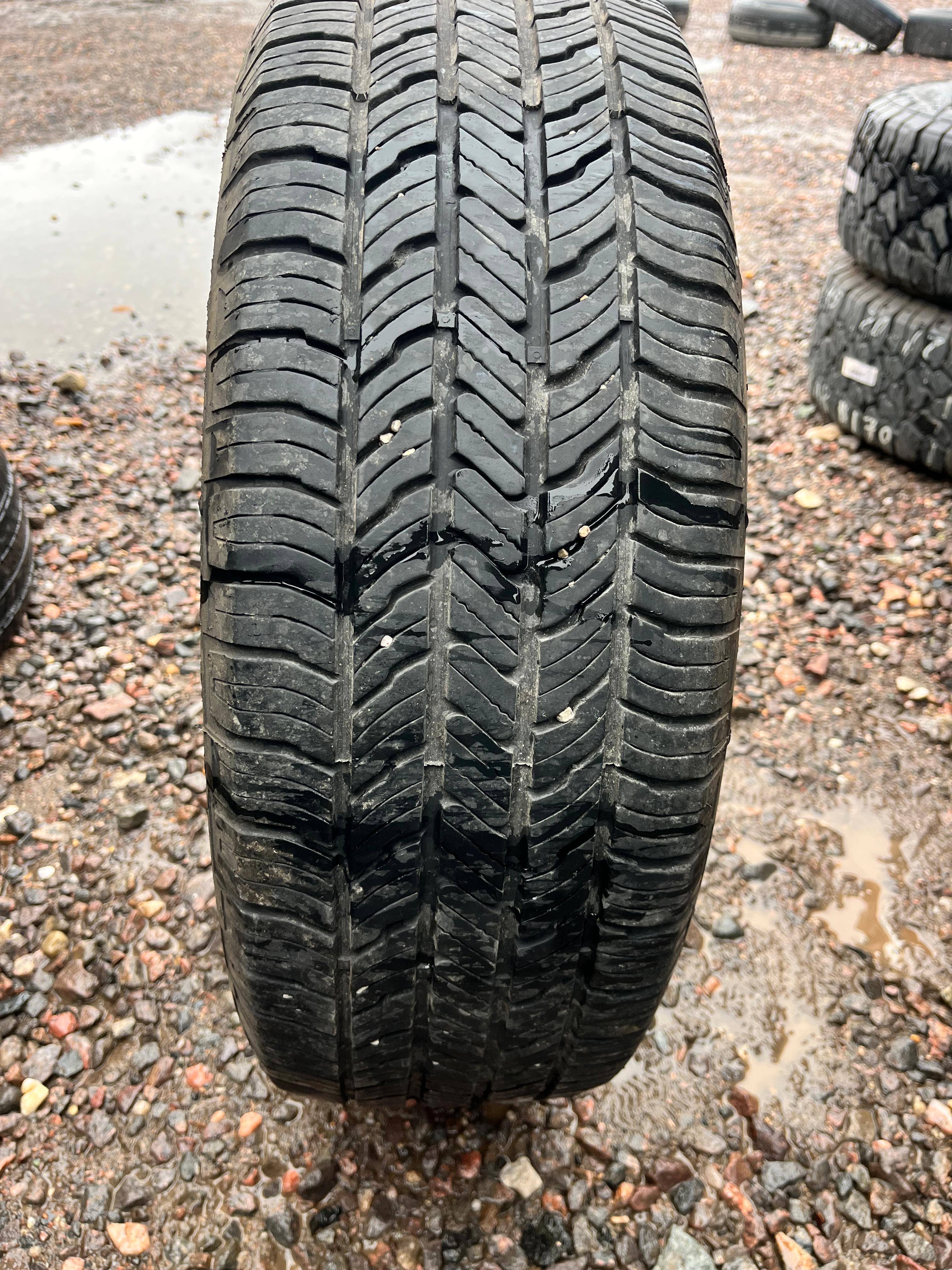 225/65R17 Set (4 Used Tires) Ironman All Country (HT)
