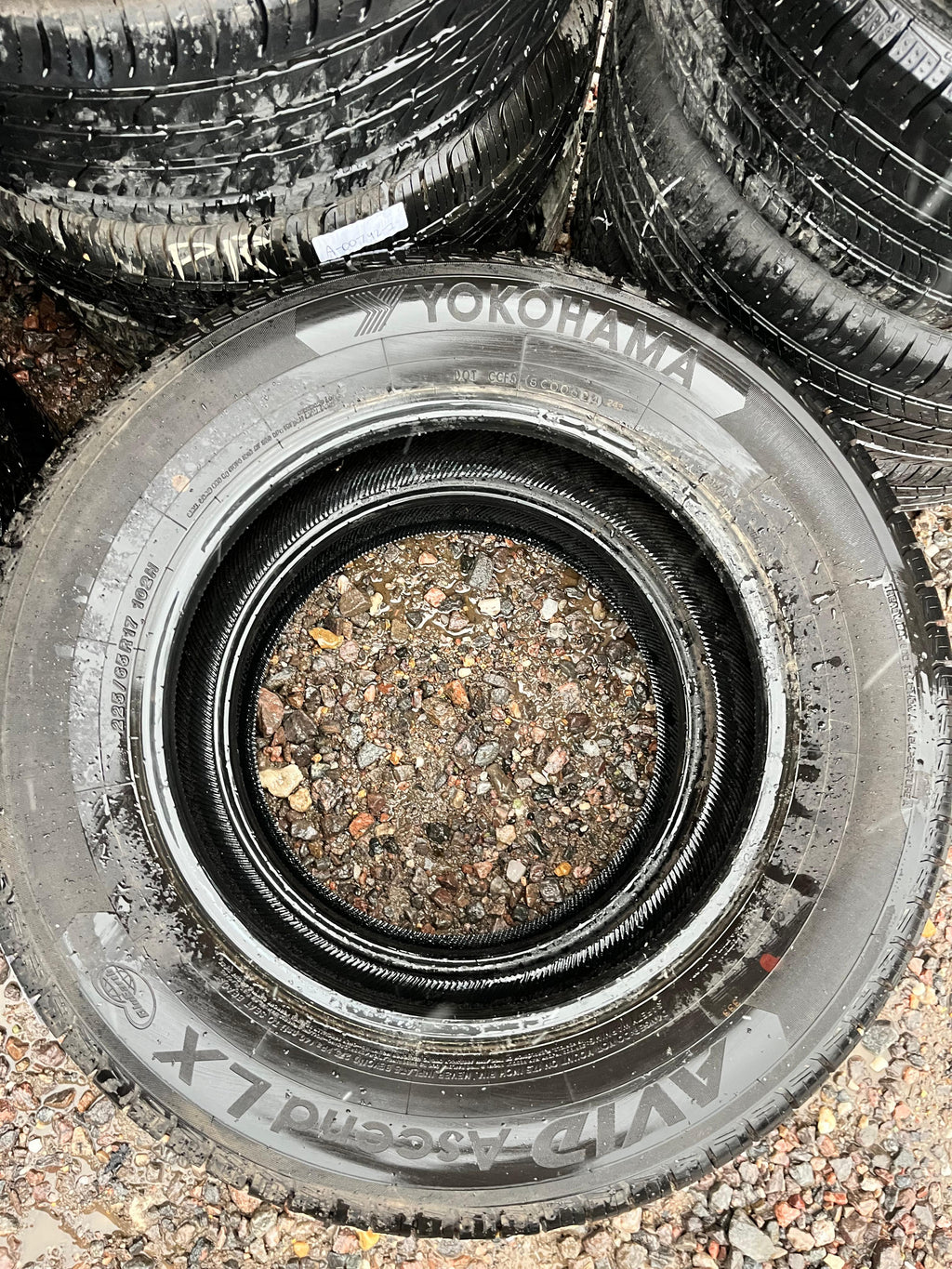 225/65R17 Pair (2 Used Tires) Yokohama AVID Ascend LX