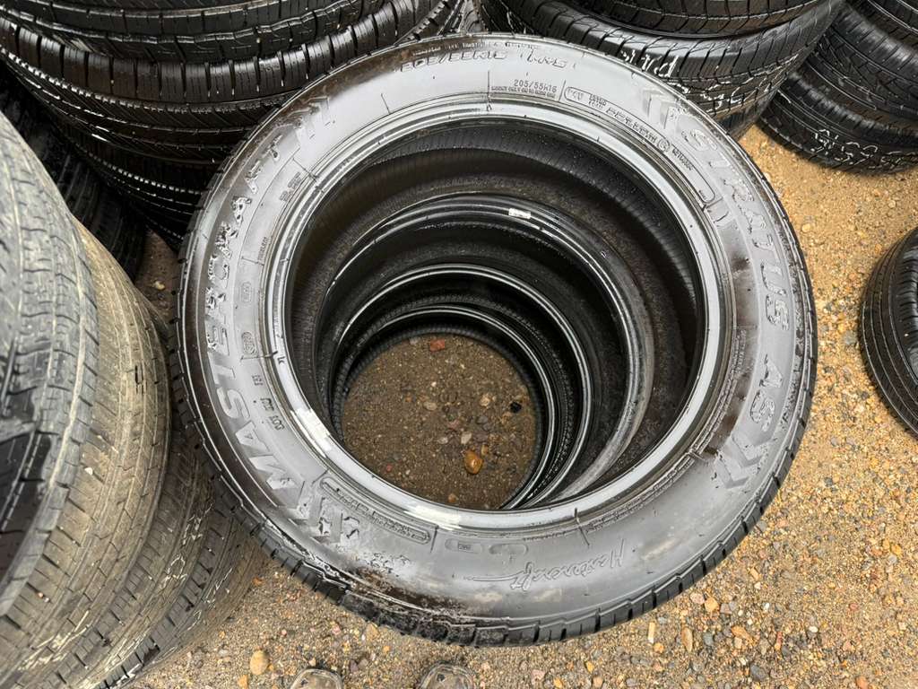 205/55R16 Pair (2 Used Tires) Mastercraft Stratus