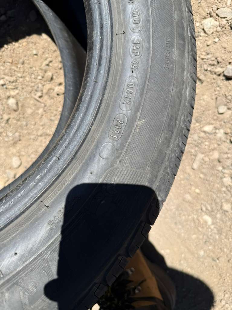 215/60R16 Set (4 Used Tires) Michelin Defender T+ H