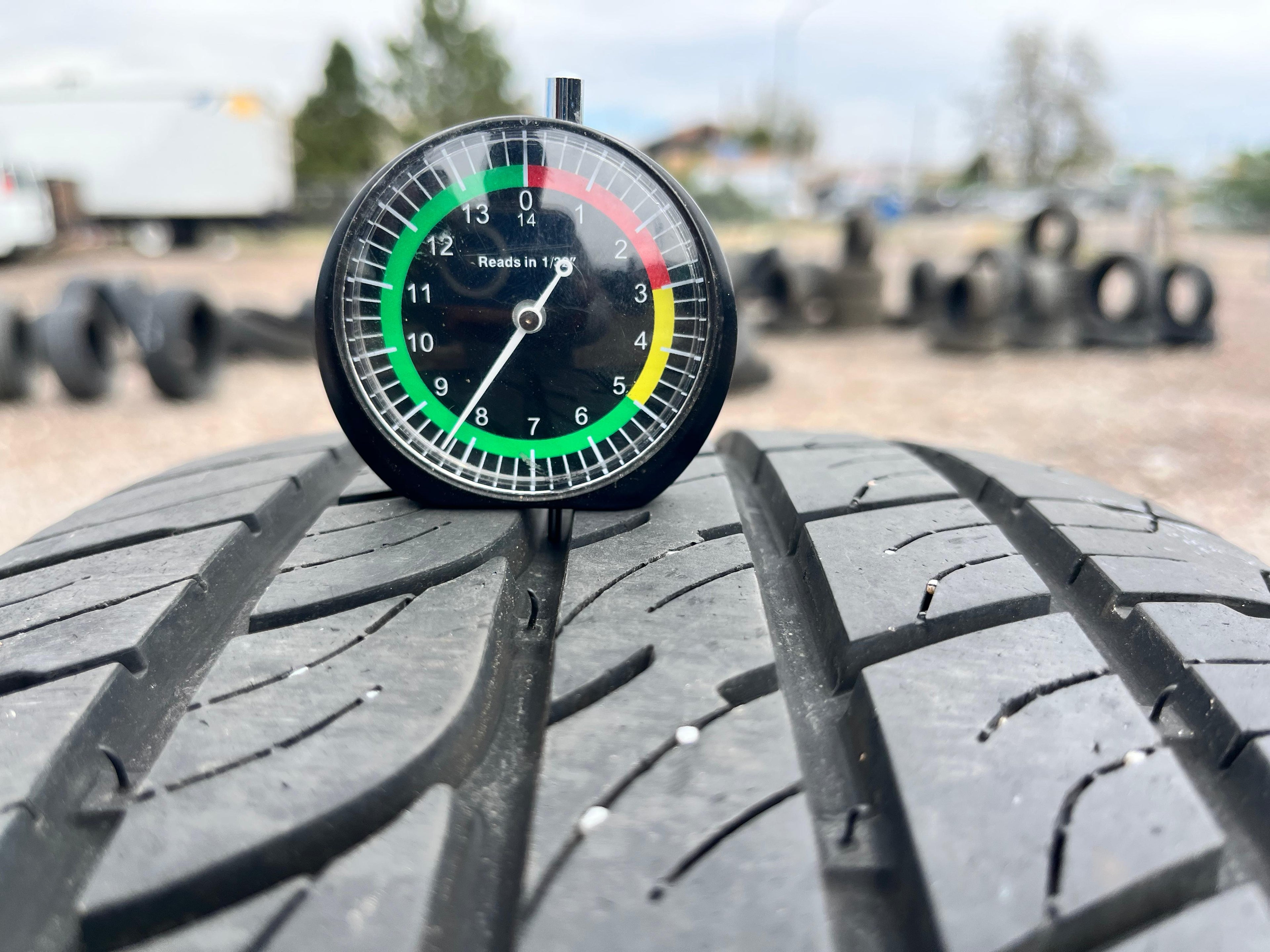 215/55R17 Set (4 Used Tires) Radar Dimas AS-8