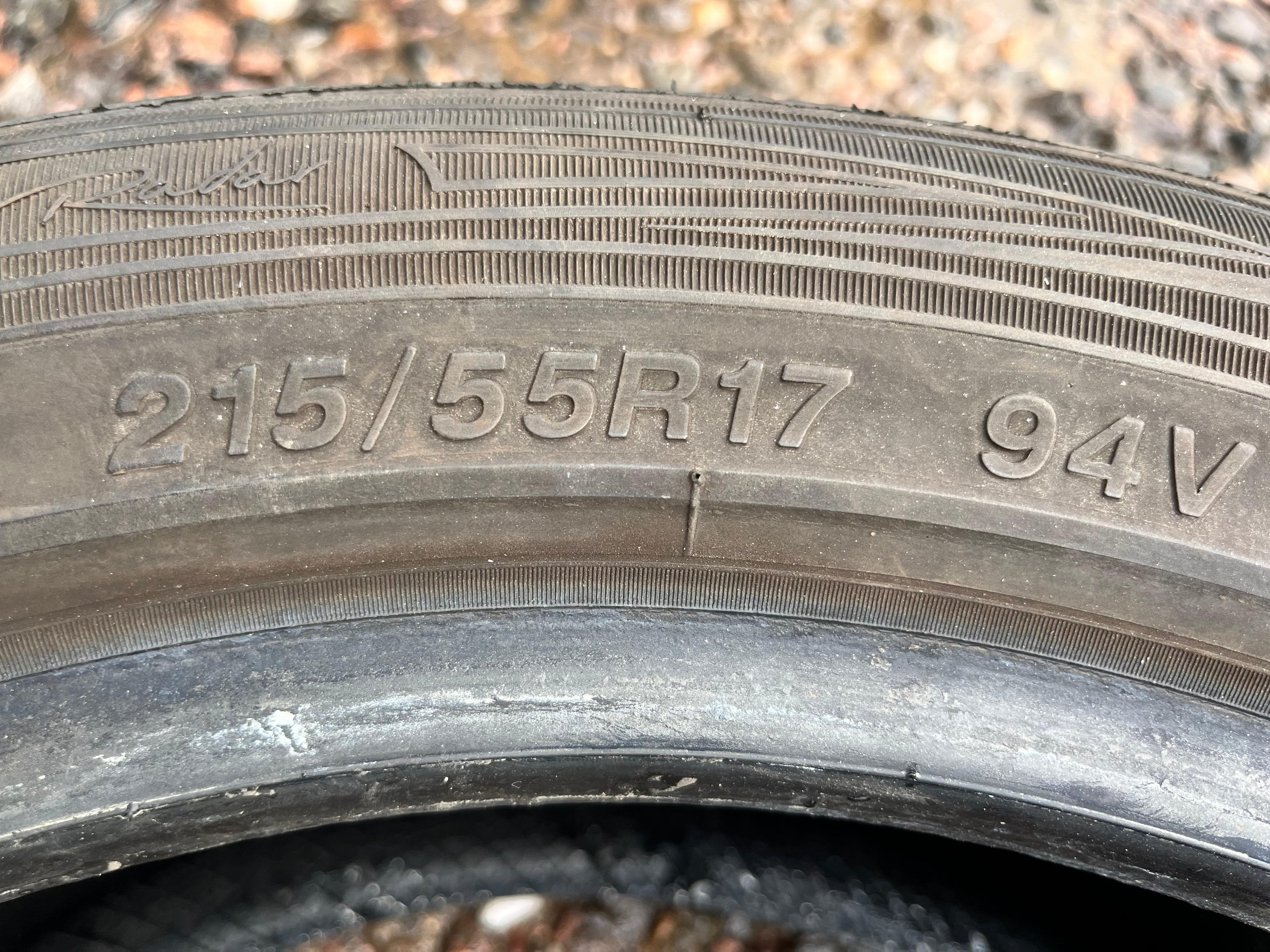 215/55R17 Set (4 Used Tires) Radar Dimas AS-8