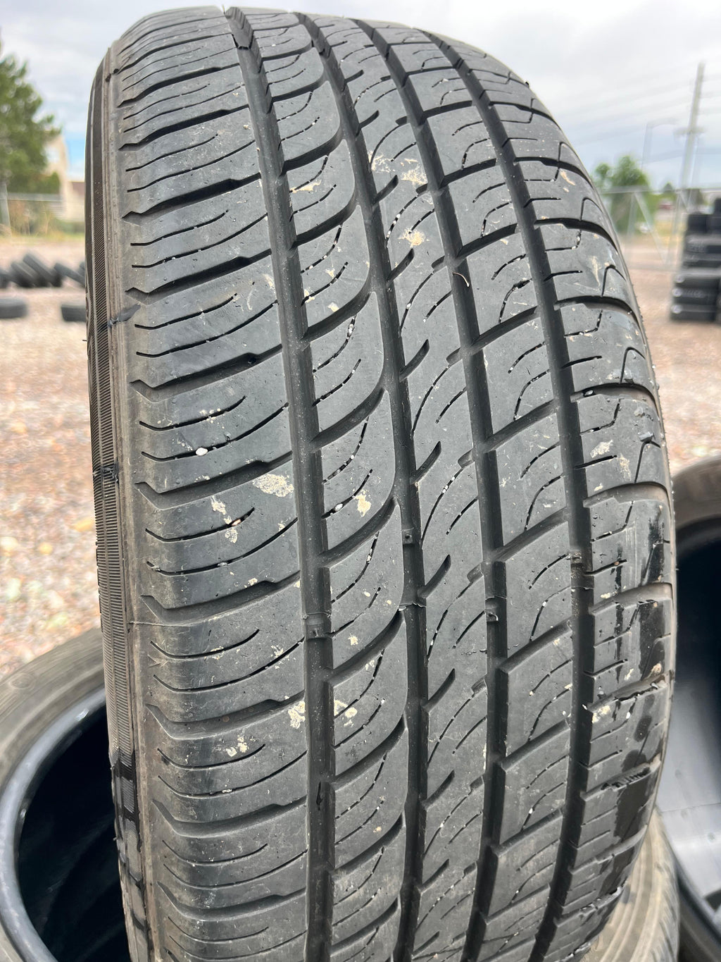 215/55R17 Set (4 Used Tires) Radar Dimas AS-8