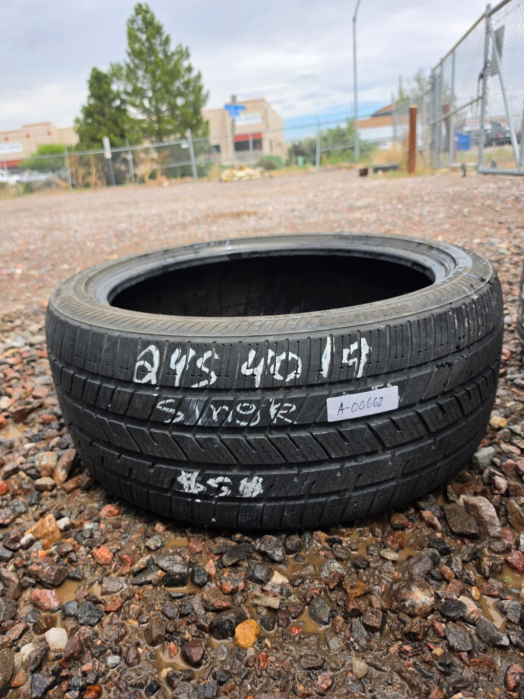 245/40R19 Single (1 Used Tire) Bridgestone Drive Guard Plus