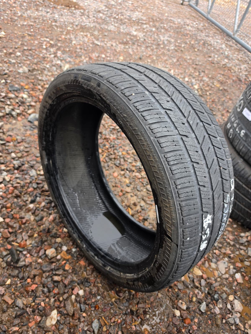 245/40R19 Single (1 Used Tire) Bridgestone Drive Guard Plus