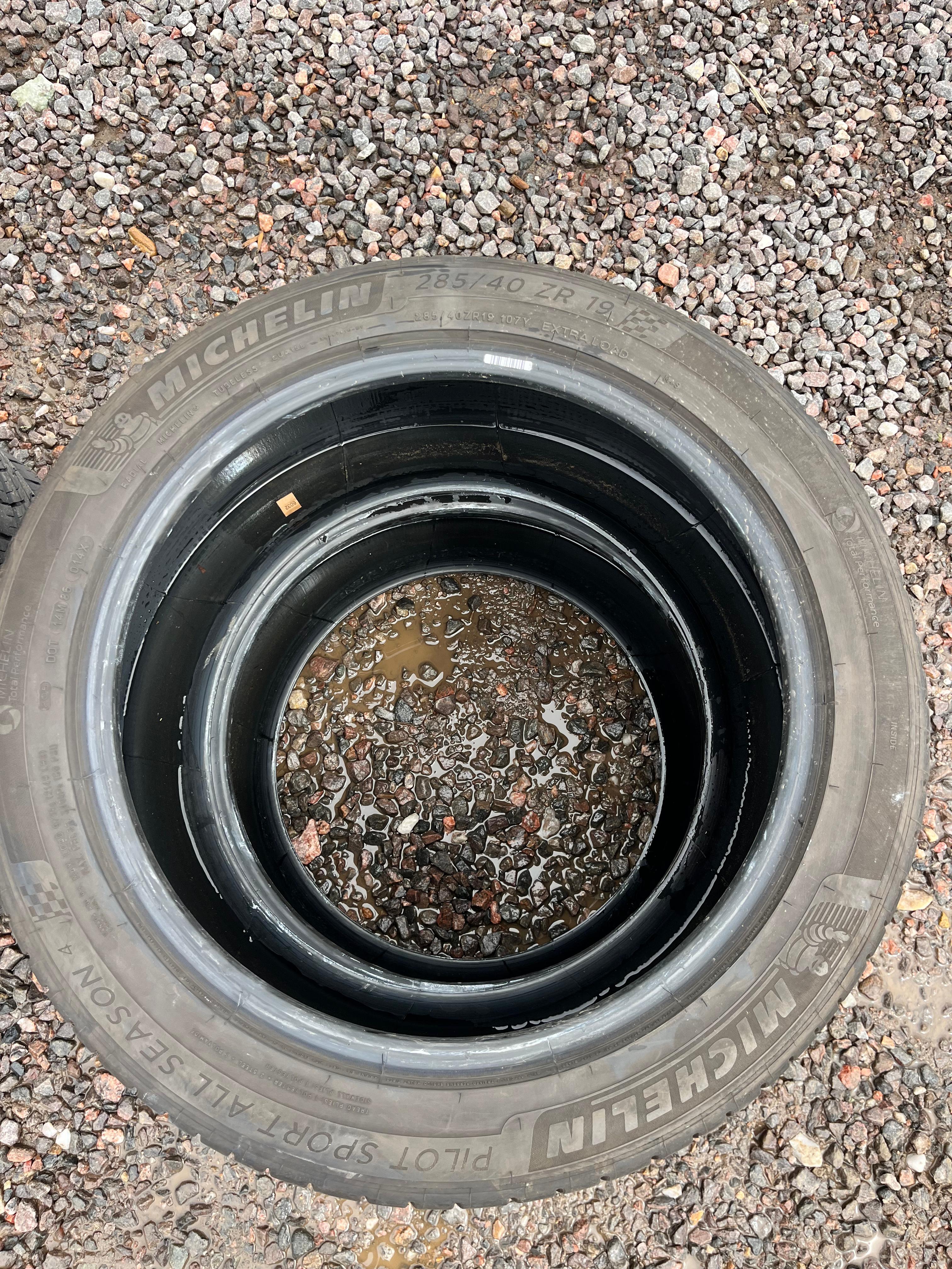 285/40ZR19 Pair (2 Used Tires) Michelin Pilot Sport 4