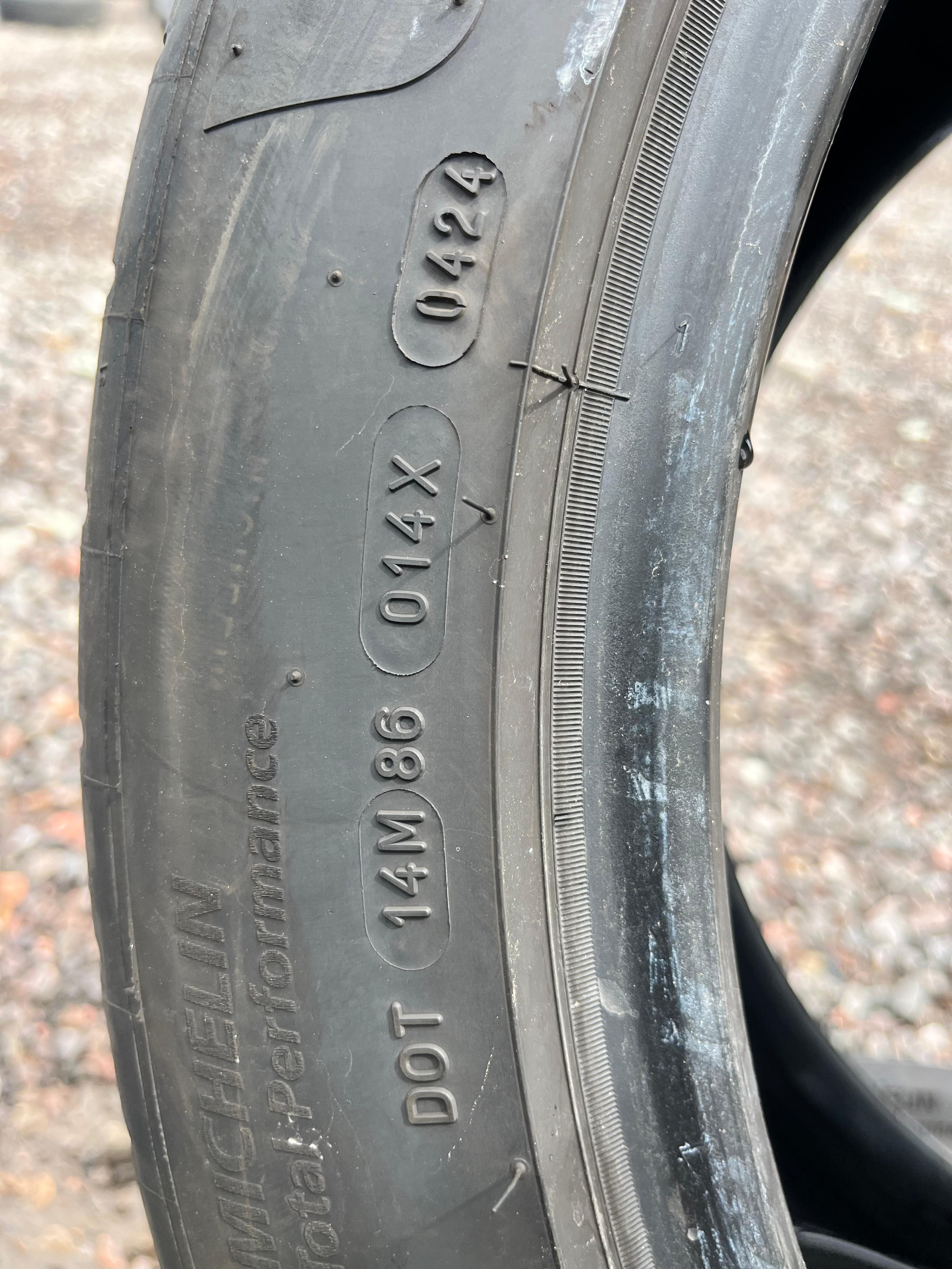 285/40ZR19 Pair (2 Used Tires) Michelin Pilot Sport 4