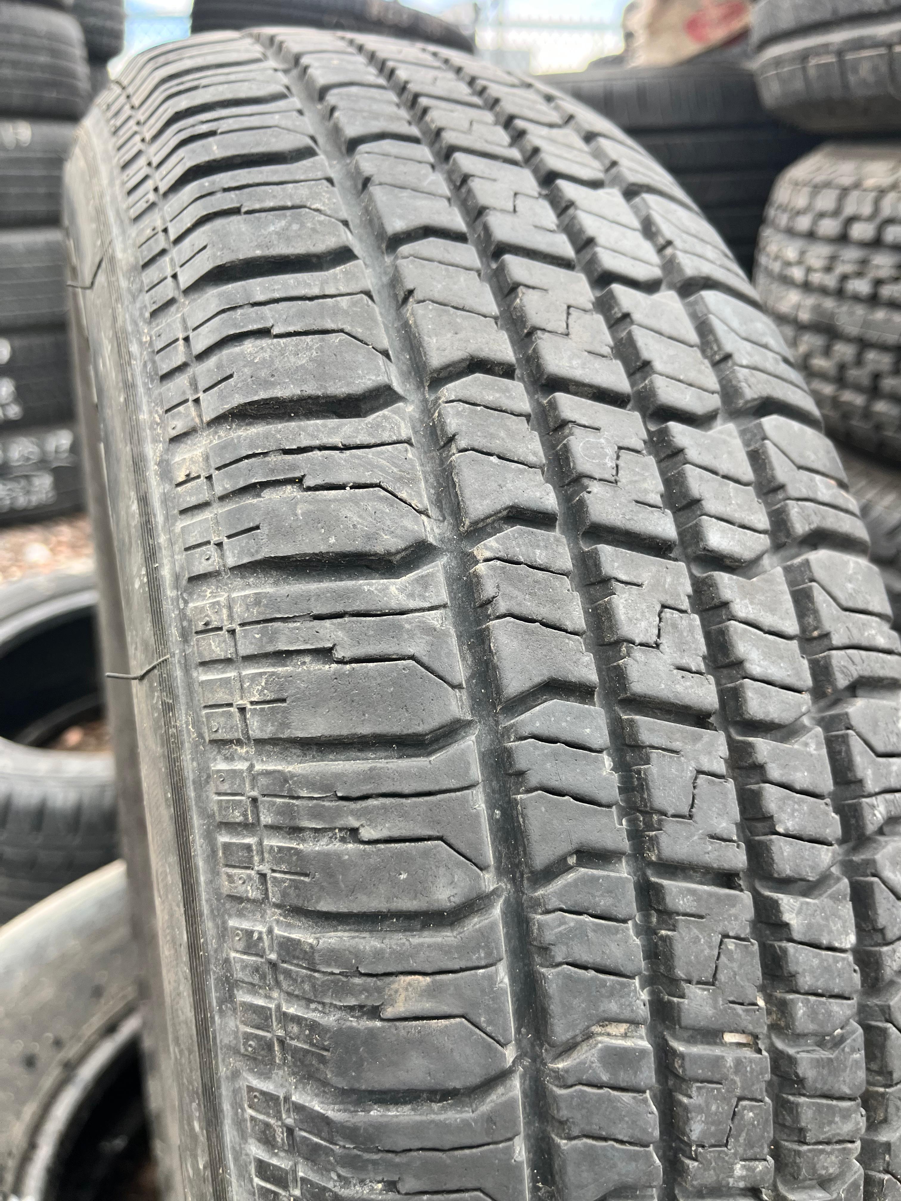 205/75R14 Single (1 Used Tire) Venezia Classic 787