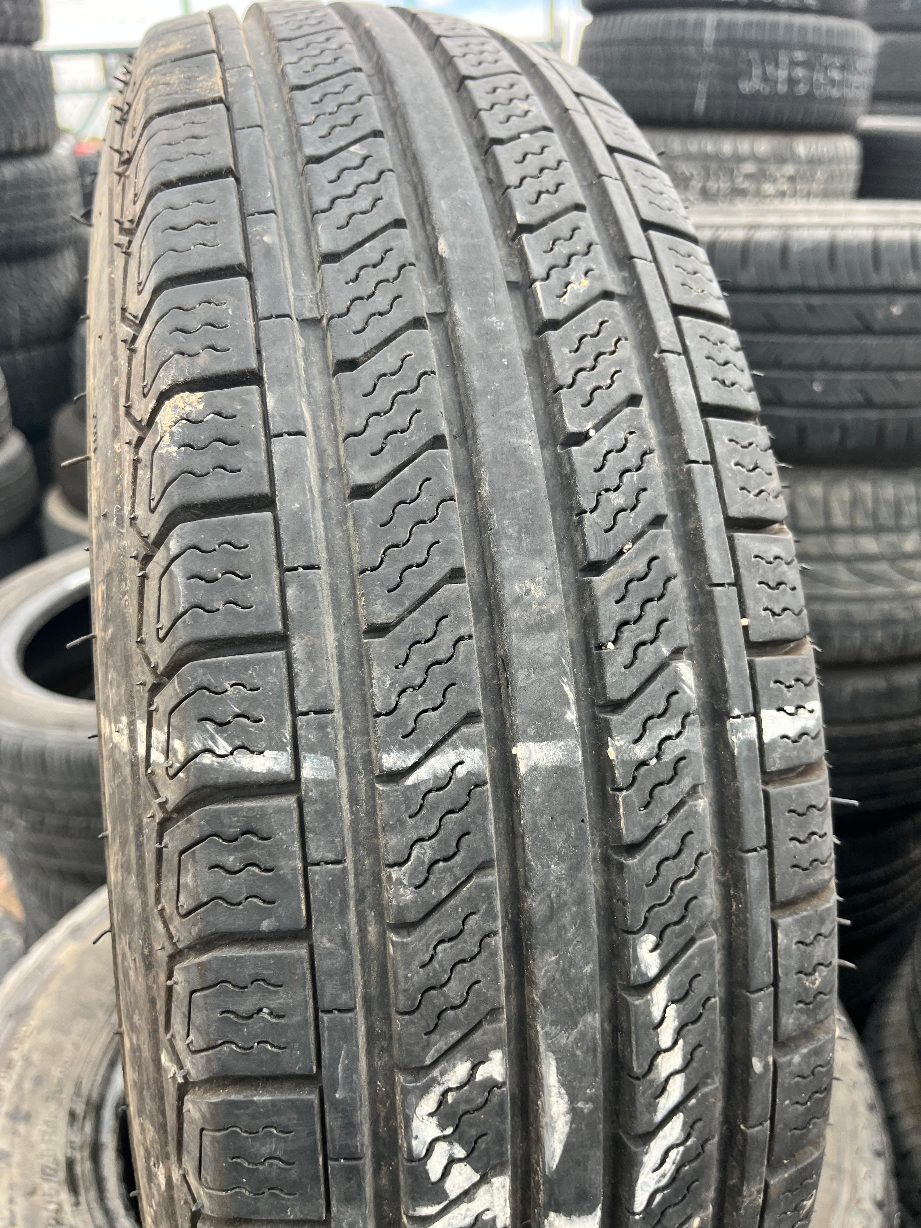 ST205/75R14 Single (1 Used Tire) Carlisle Radial Trail