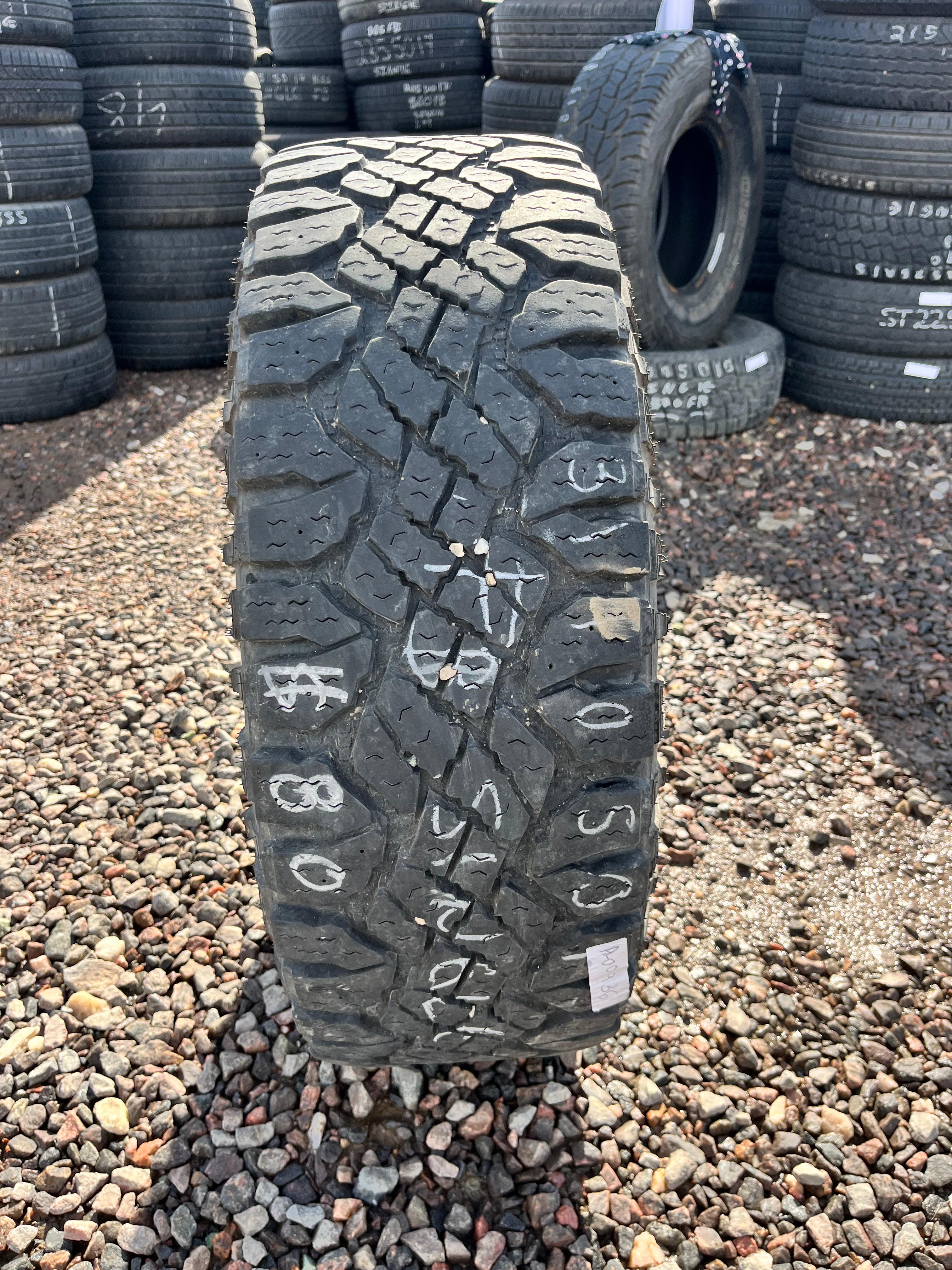 LT31x10.50R15 Single (1 Used Tire) Goodyear Wrangler Duratrac