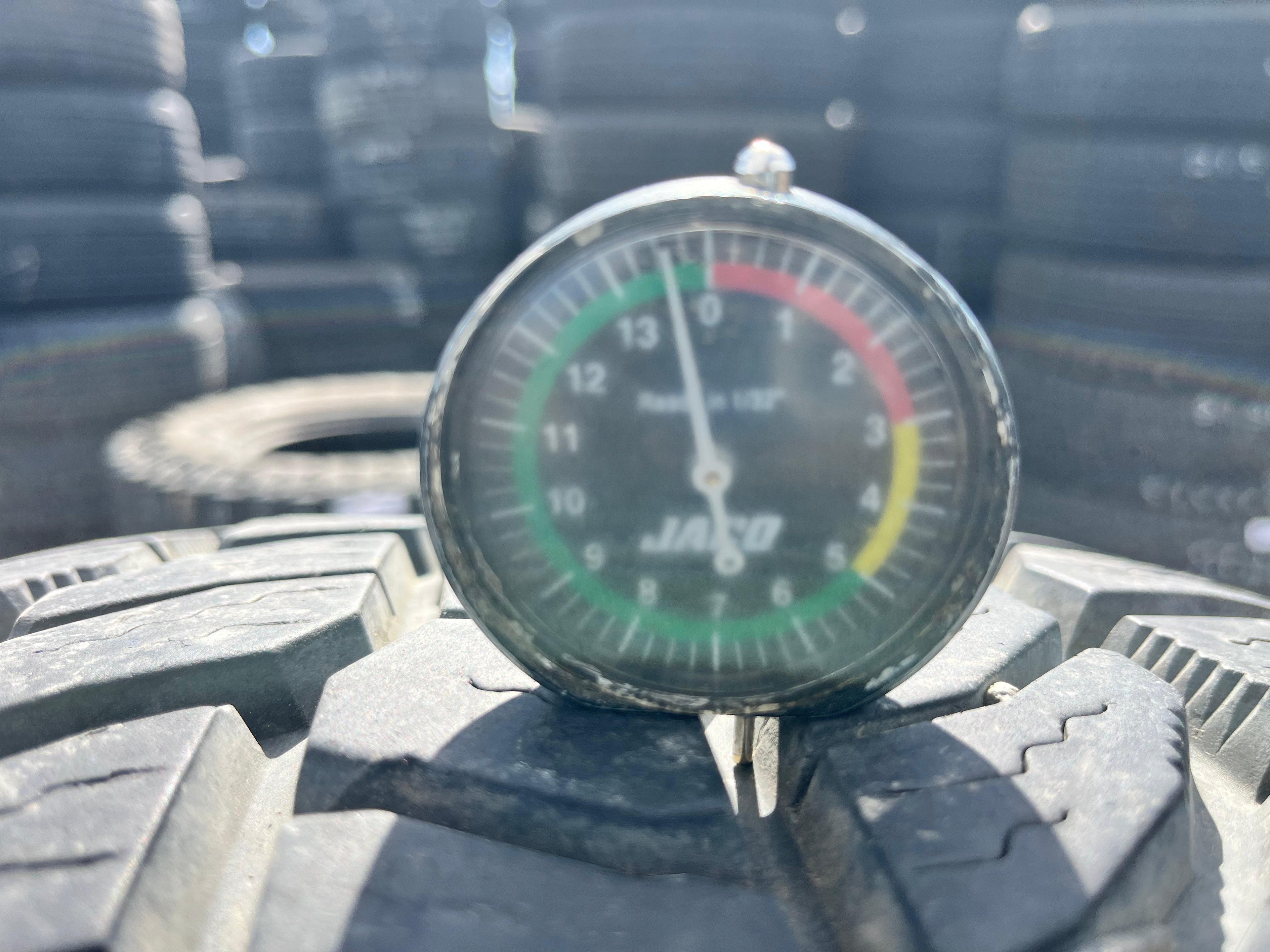 LT32x11.50R15 Single (1 Used Tire) Cooper Discoverer