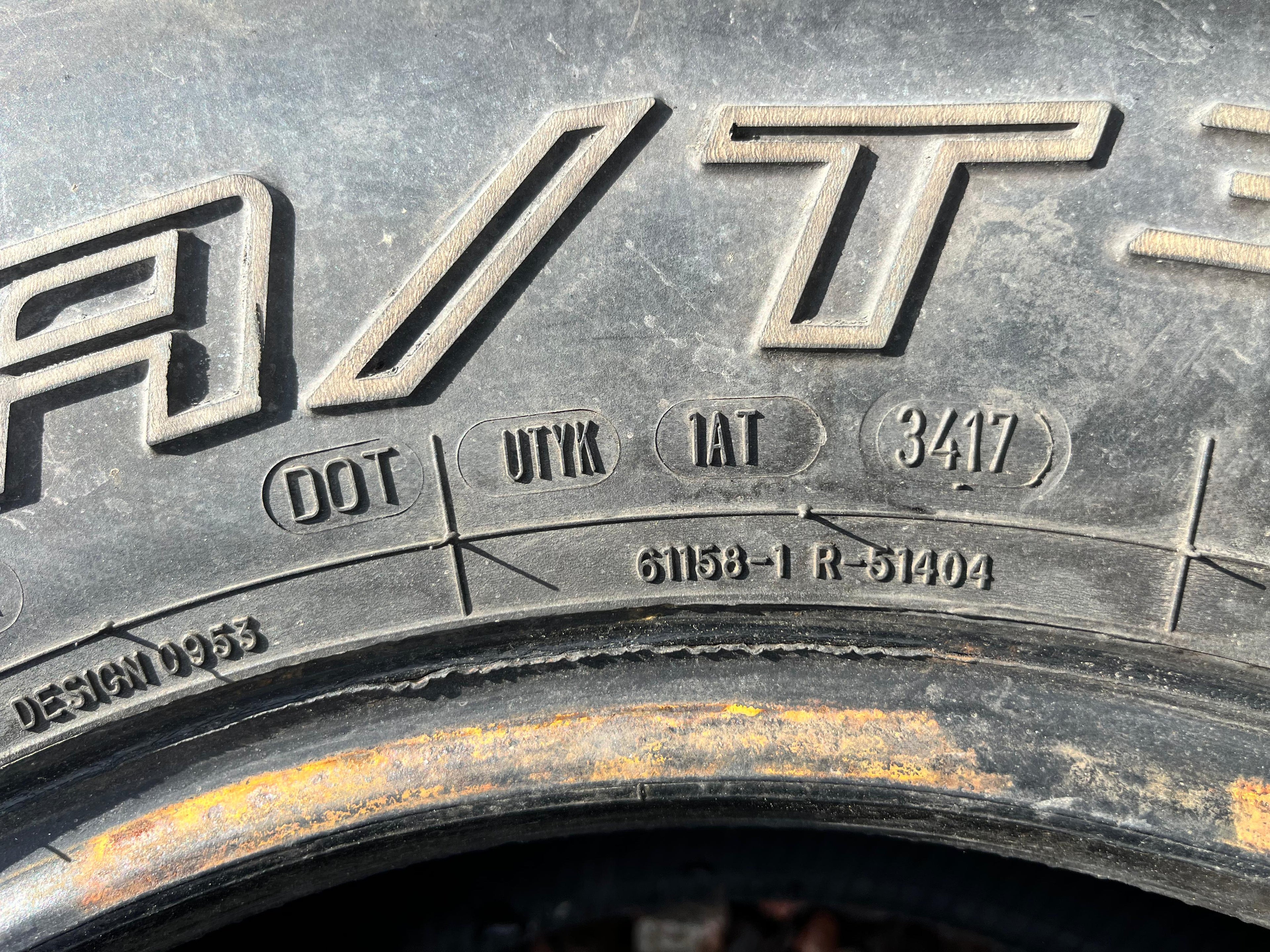 LT32x11.50R15 Single (1 Used Tire) Cooper Discoverer