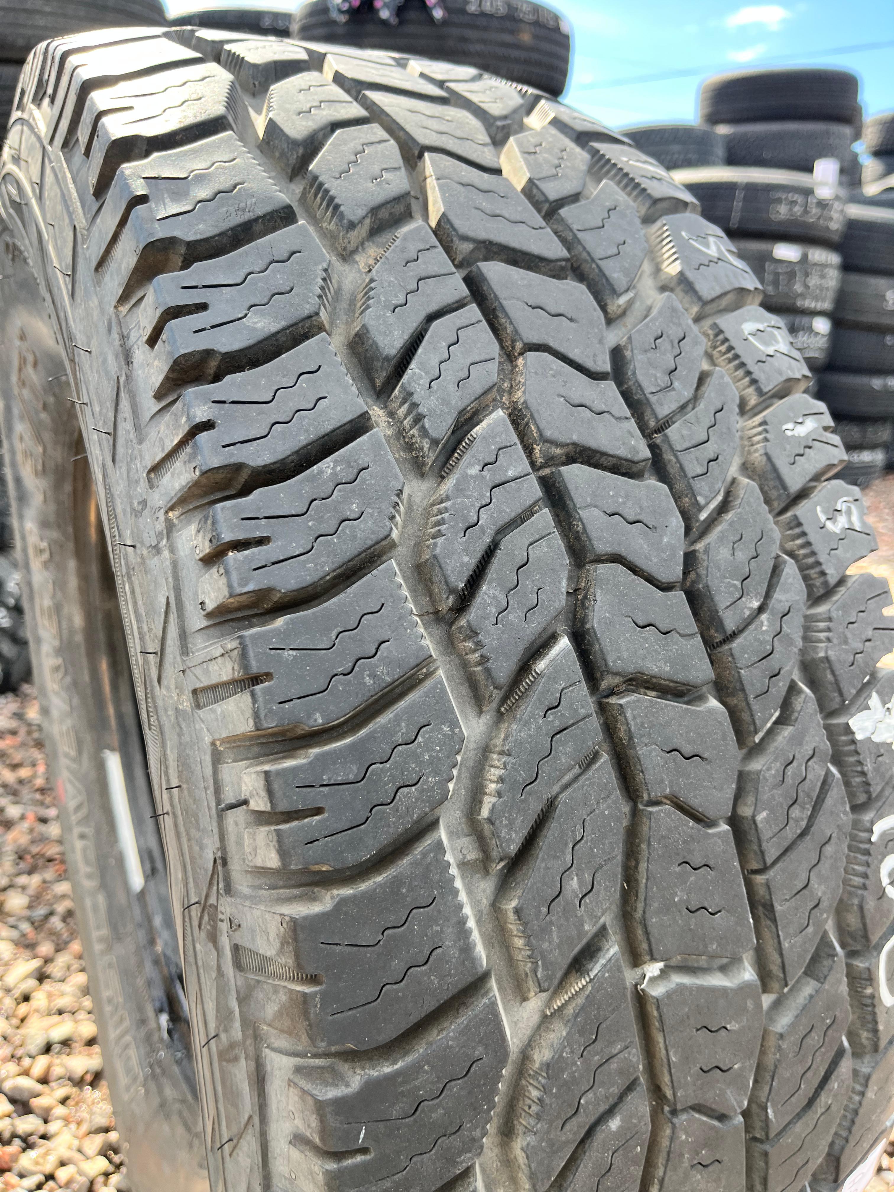LT32x11.50R15 Single (1 Used Tire) Cooper Discoverer