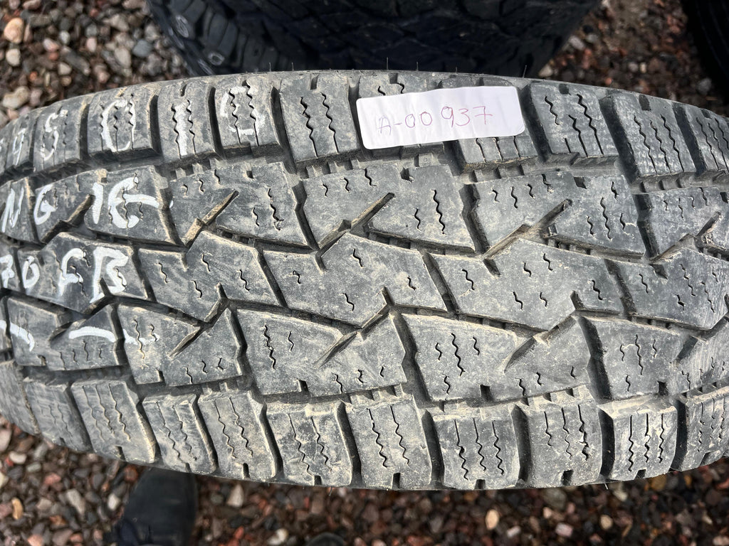 LT30x9.50R15 Single (1 Used Tire) DeanTires Back Country (SQ-4)