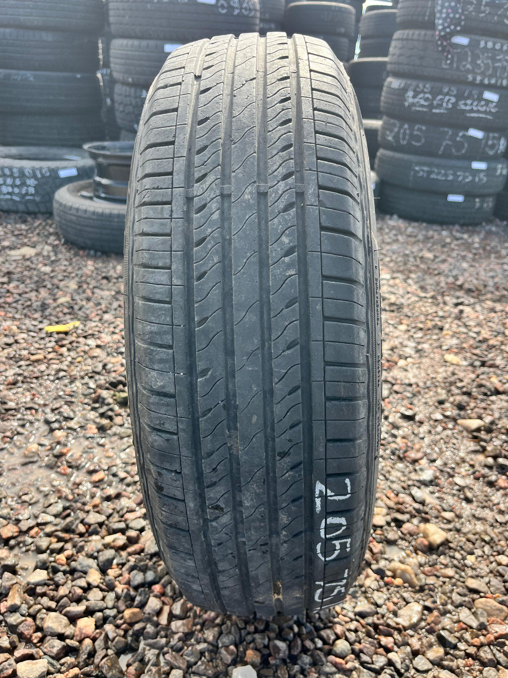205/75R15 Single (1 Used Tire) StarFire Solarus