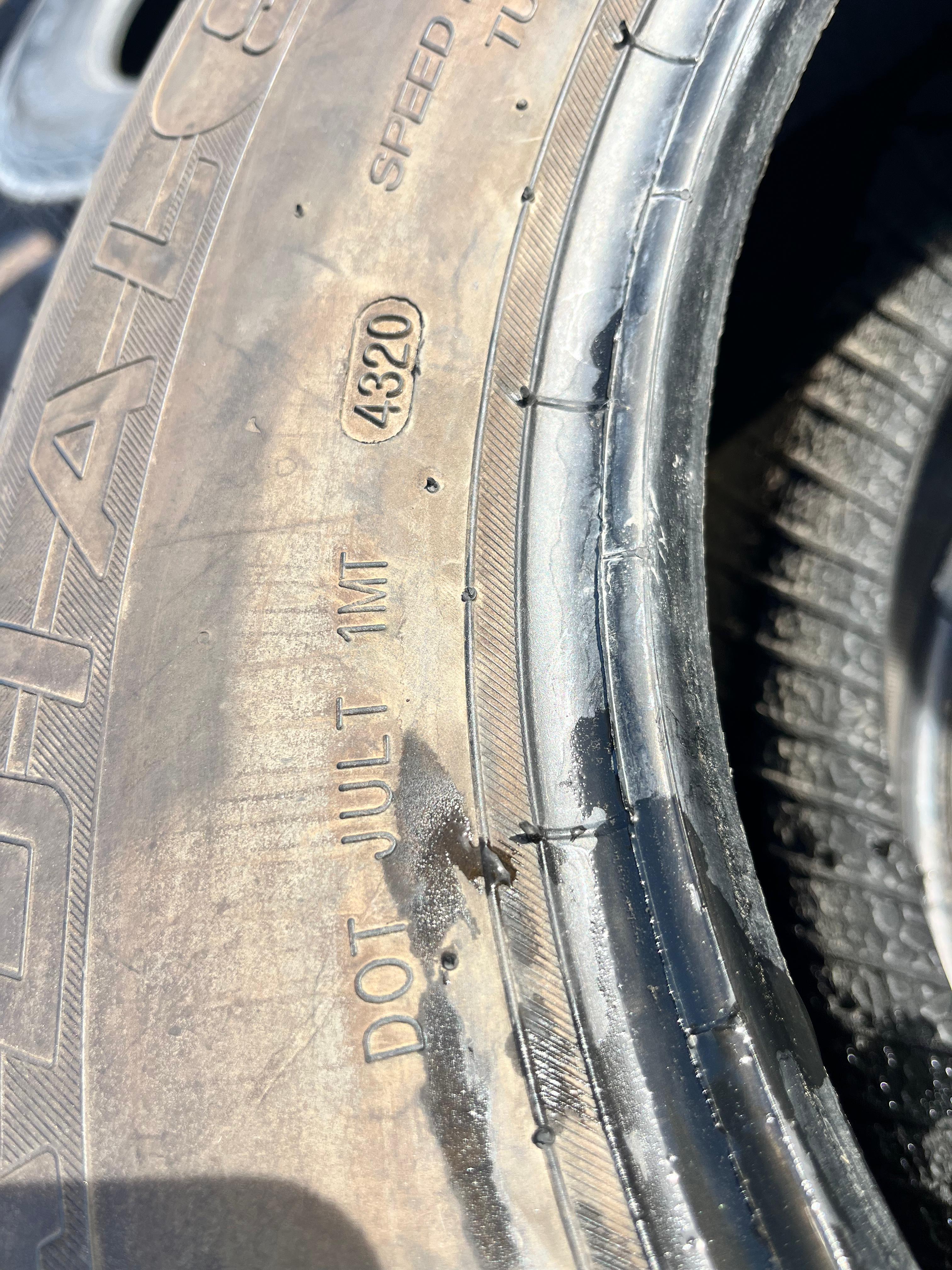 ST225/75R15 Single (1 Used Tire) Castle Rock Radial (ST226)