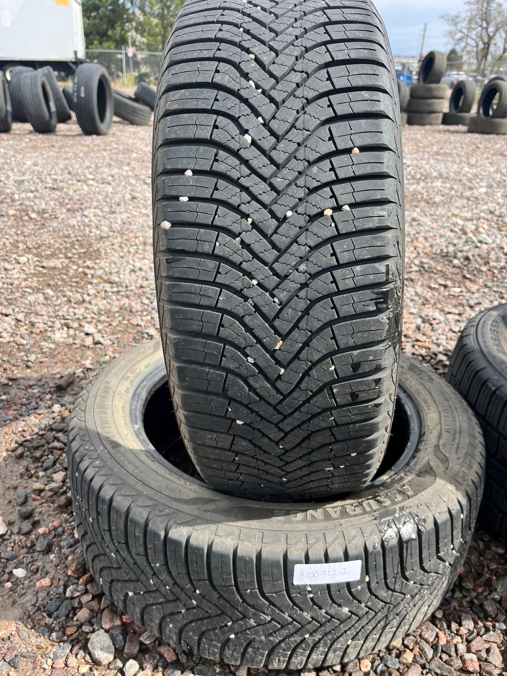 215/55R17 Pair (2 Used Tires) Goodyear Assurance