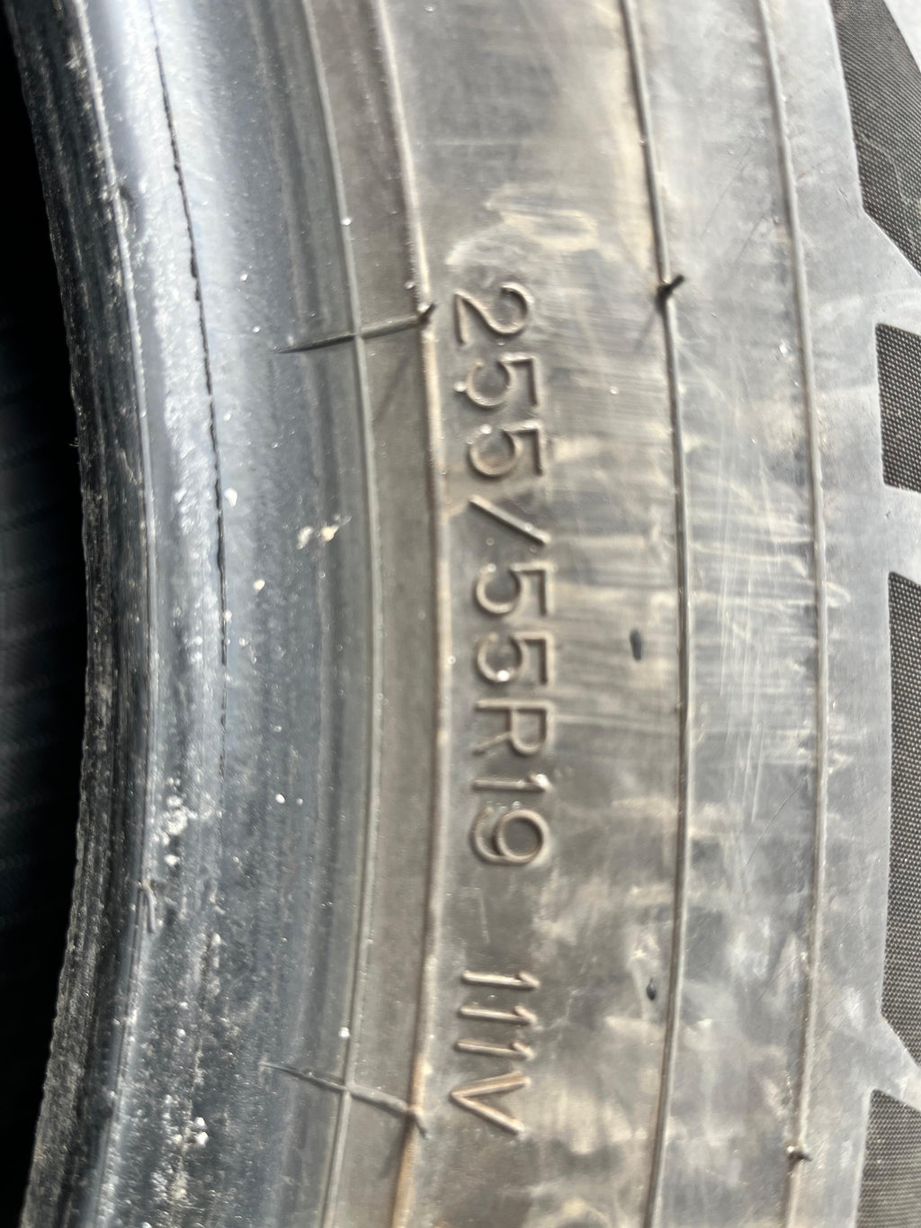 255/55R19 Pair (2 Used Tires) Falken Aklimate