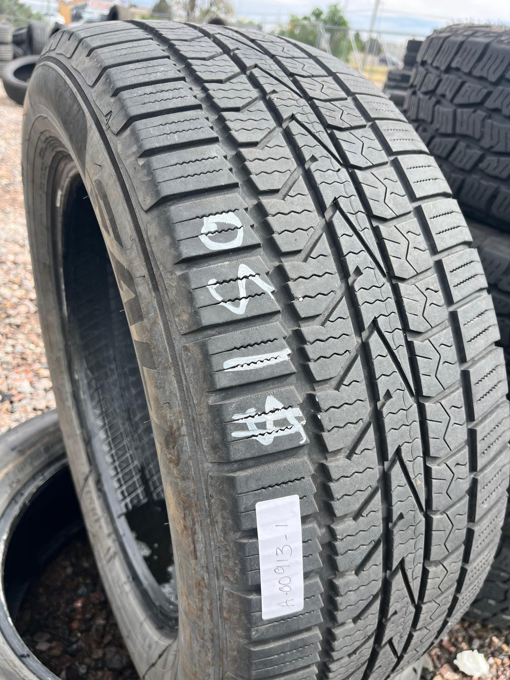255/55R19 Pair (2 Used Tires) Falken Aklimate