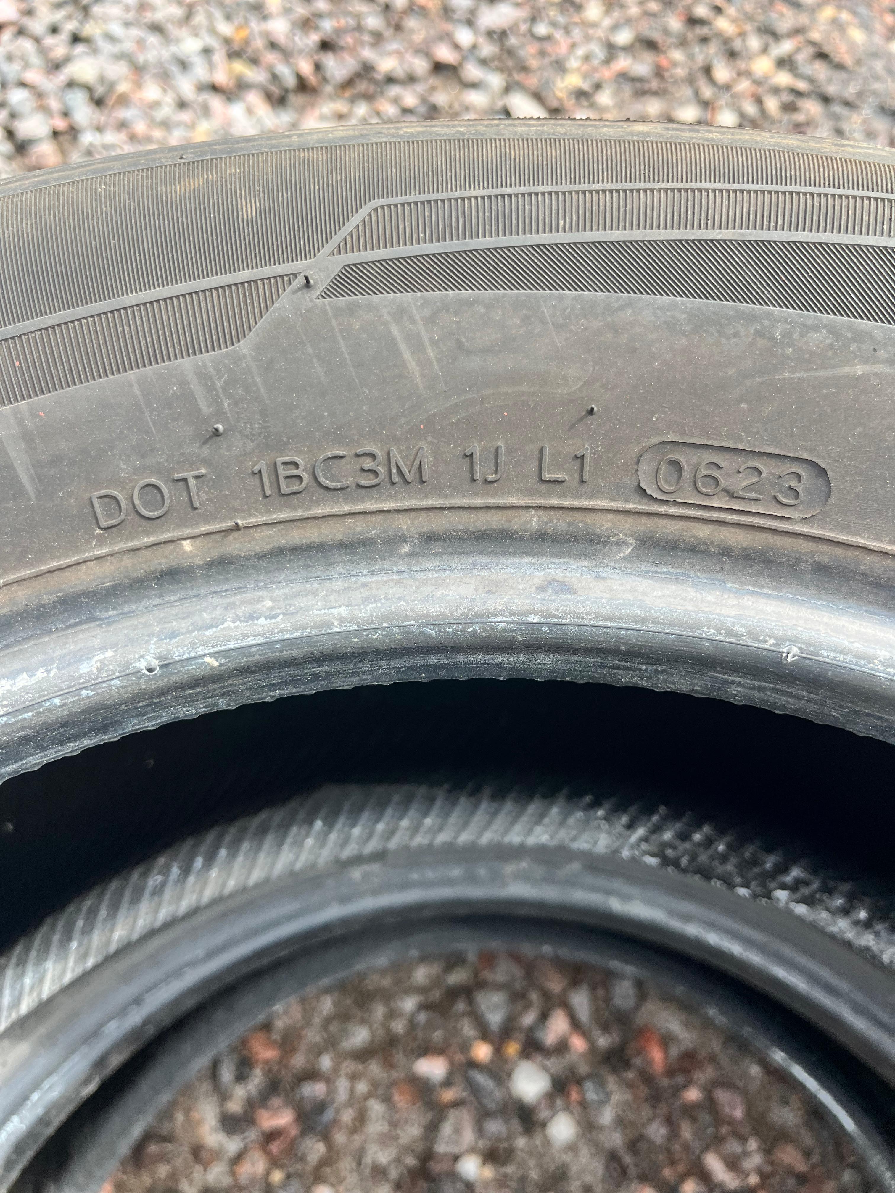 235/6OR17 Pair (2 Used Tires) Laufenn G Fit AS