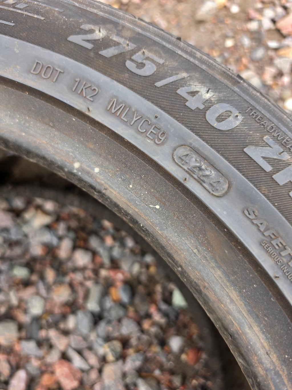 275/40R19 Single (1 Used Tire) Kumho Ecsta PA51