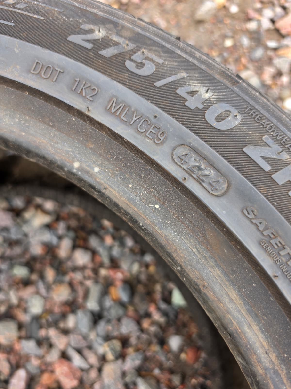 275/40R19 Single (1 Used Tire) Kumho Ecsta PA51