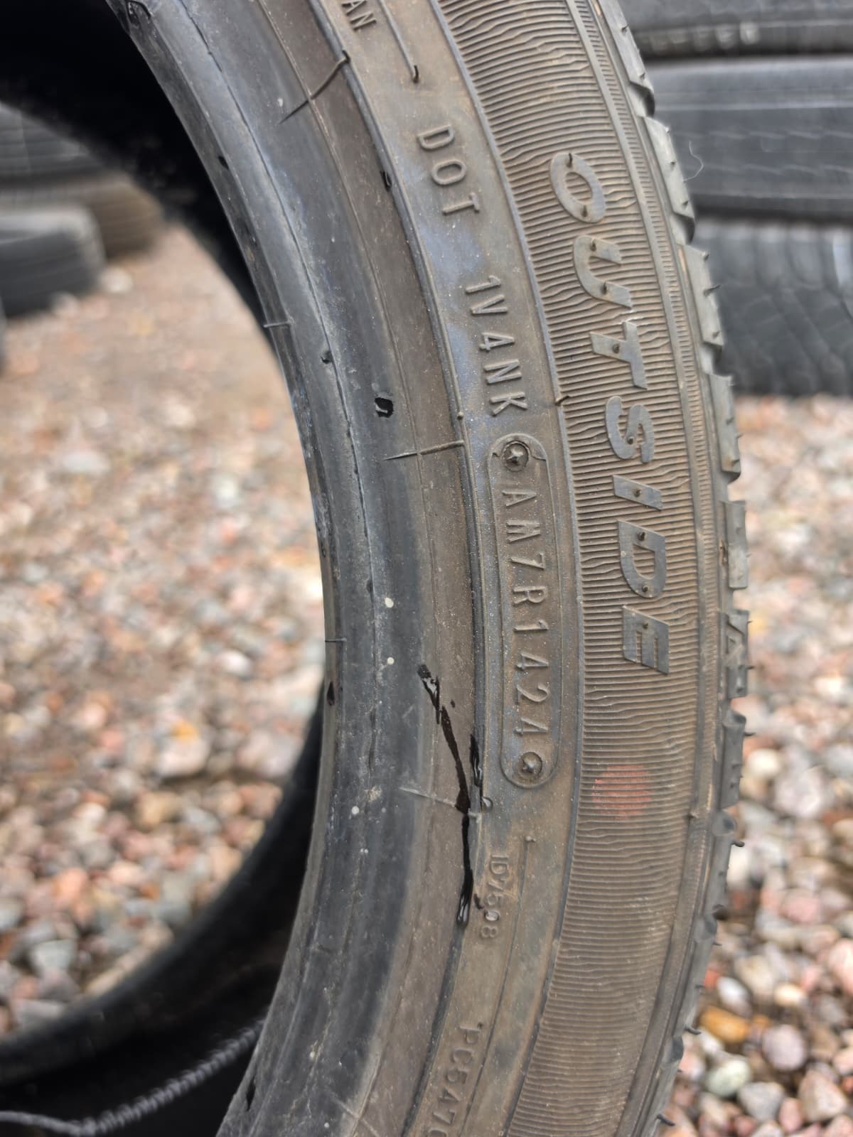 275/40R19 Single (1 Used Tire) Sumitomo HTR P03
