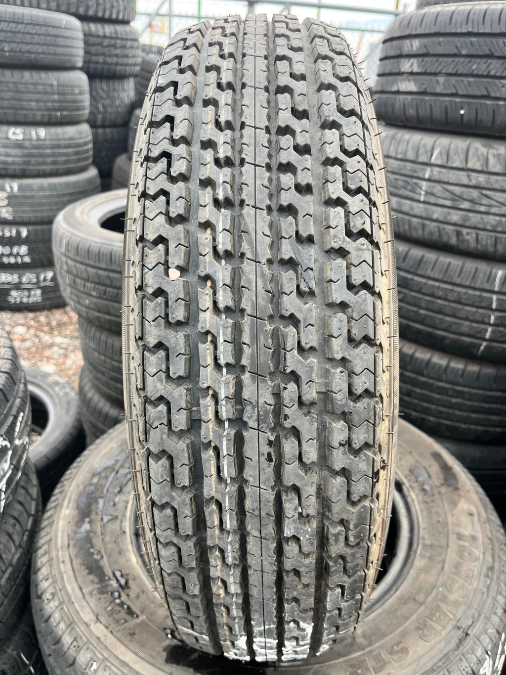 ST205/75R14 Single (1 Used Tire) Schooner Schooner STR