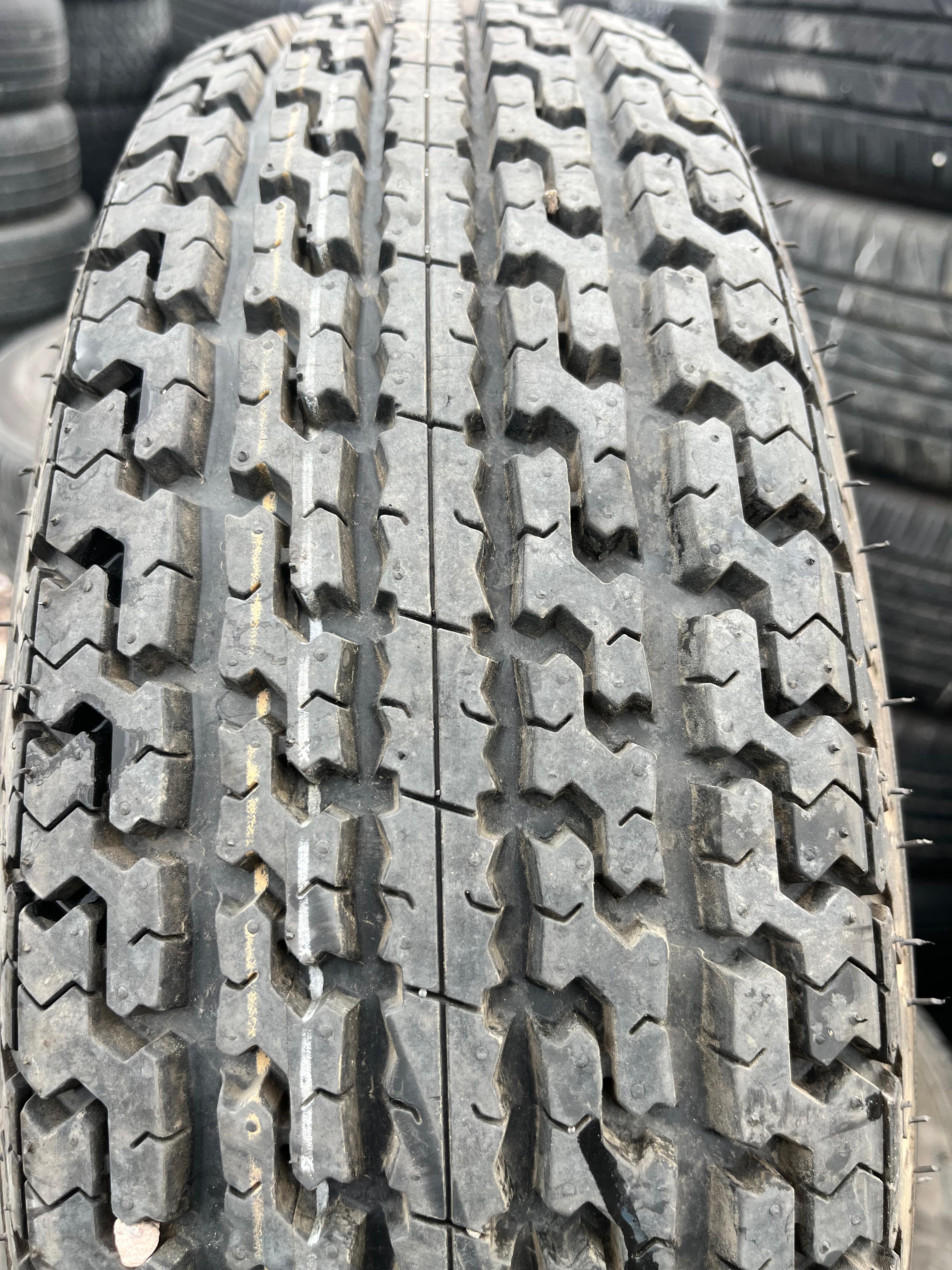 ST205/75R14 Single (1 Used Tire) Schooner Schooner STR