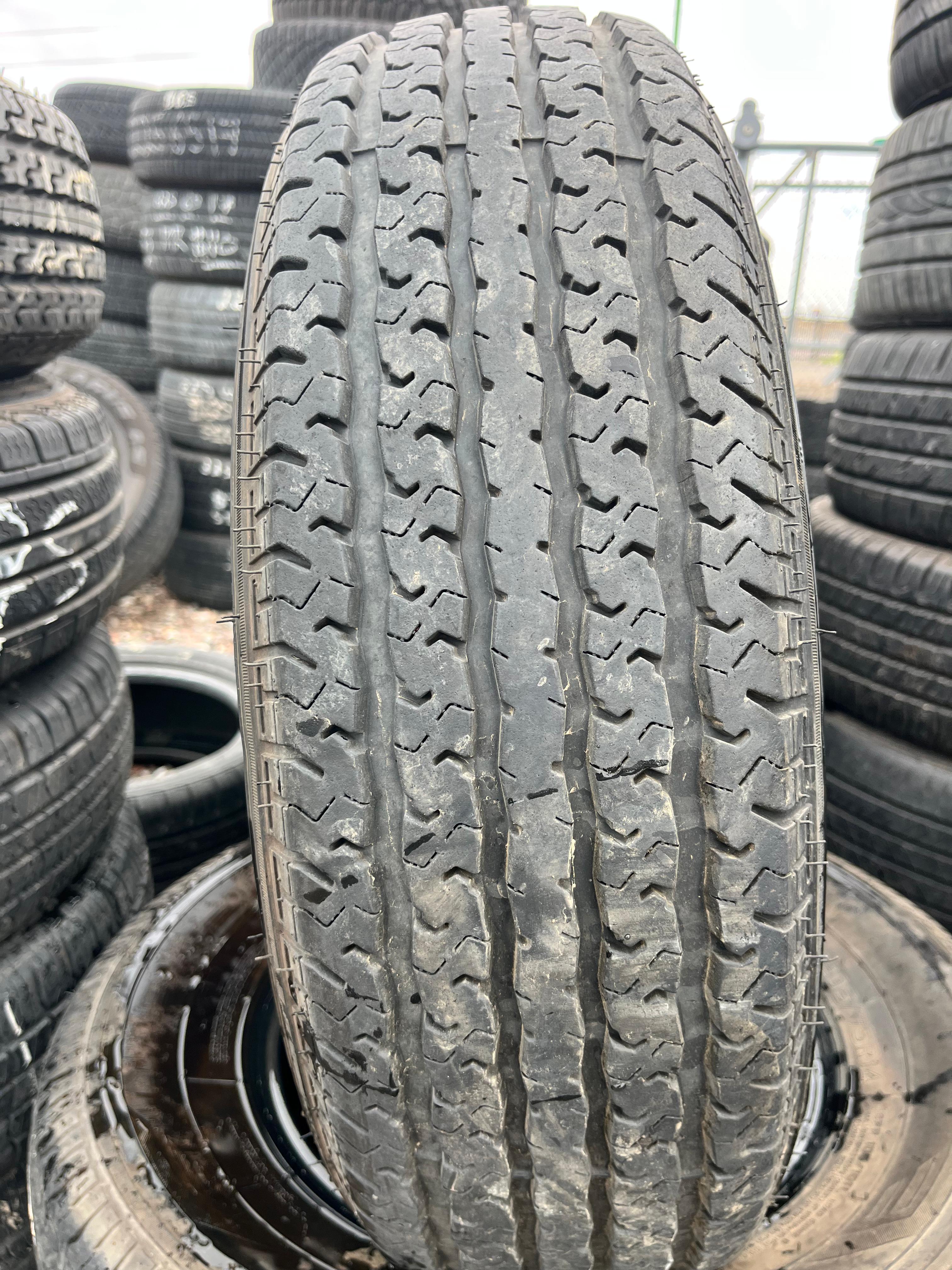 ST205/75R14 Single (1 Used Tire) Towstar STR ST Radial