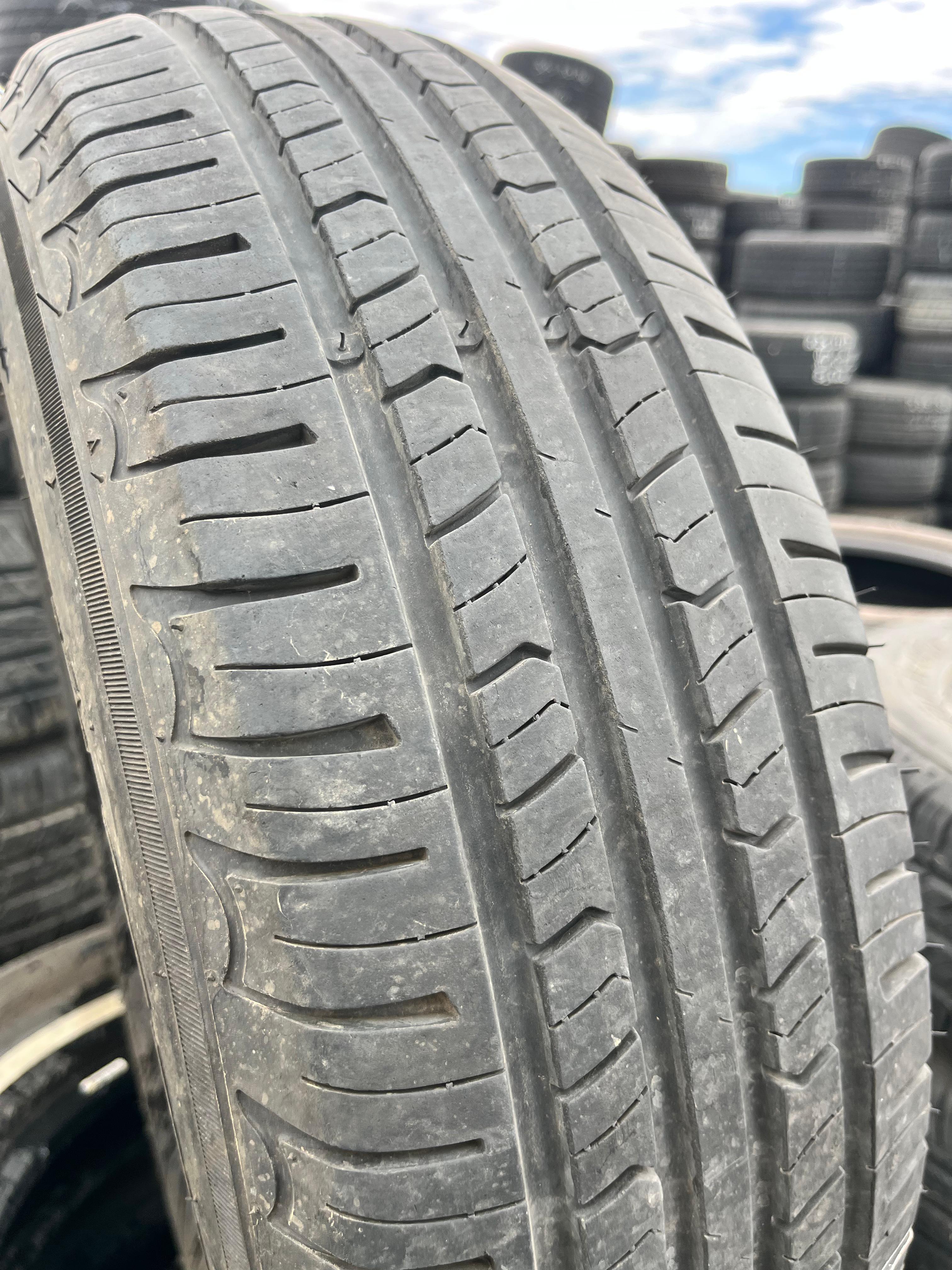 205/75R14 Single (1 Used Tire) StarFire Solarus Classic