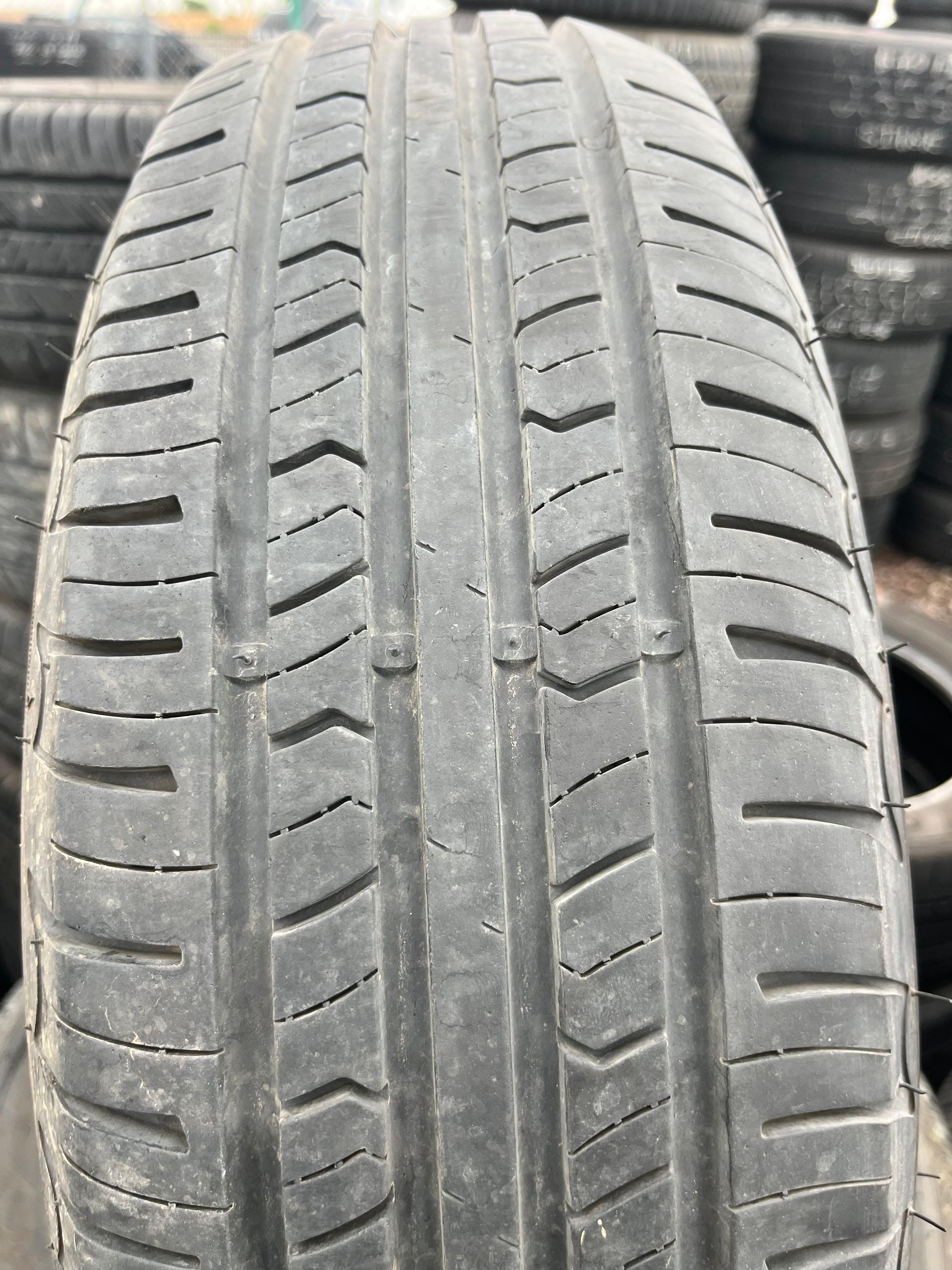 205/75R14 Single (1 Used Tire) StarFire Solarus Classic