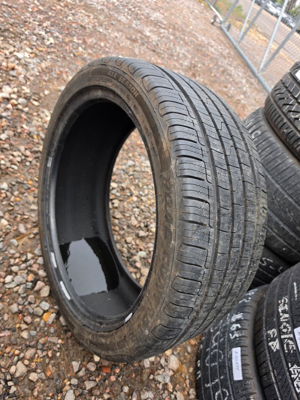 235/40R19 Single (1 Used Tire) Dean Tires Road Control 2