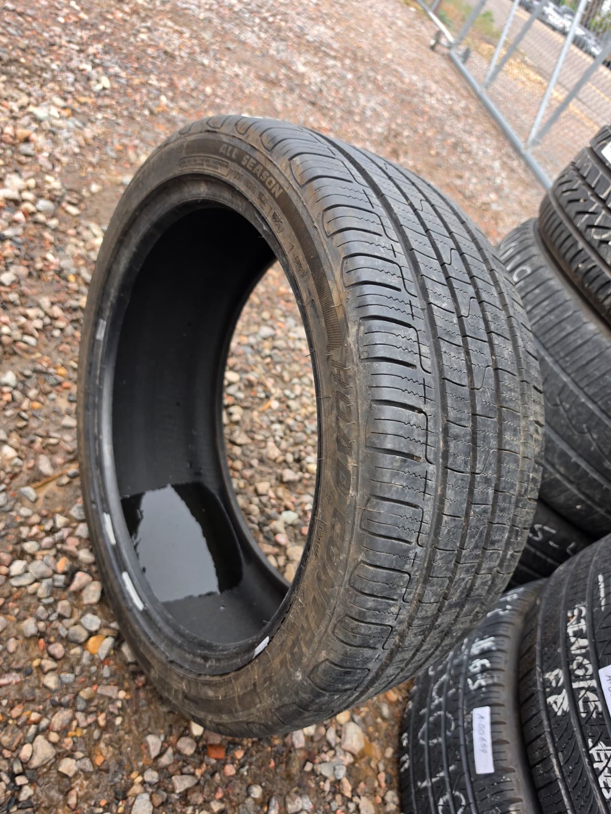 235/40R19 Single (1 Used Tire) Dean Tires Road Control 2