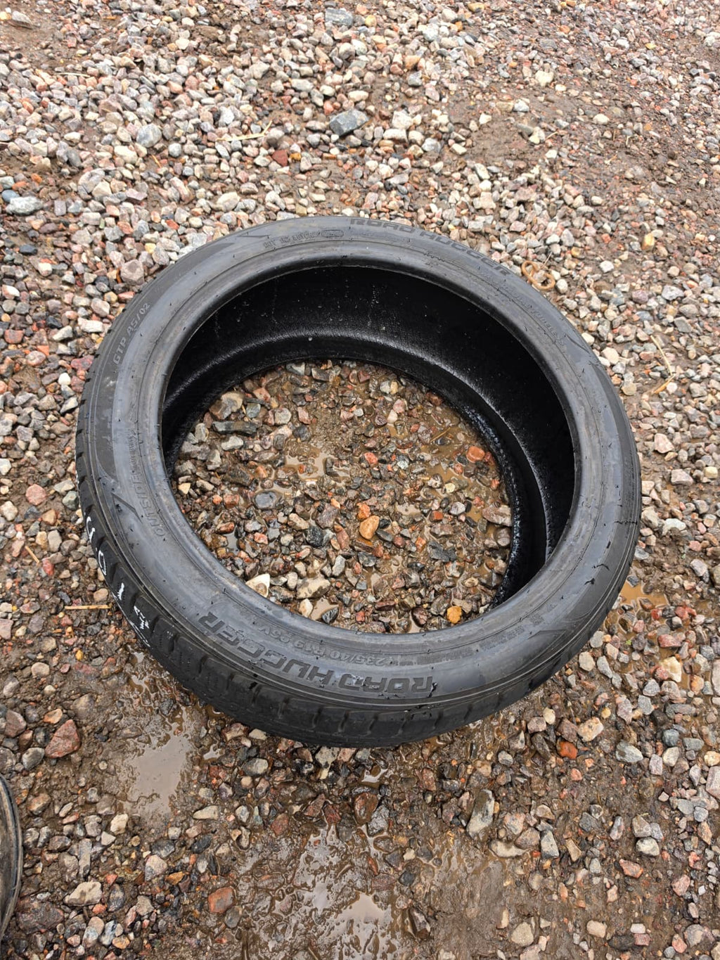 235/40R19 Single (1 Used Tire) Road Hugger GTP AS 02