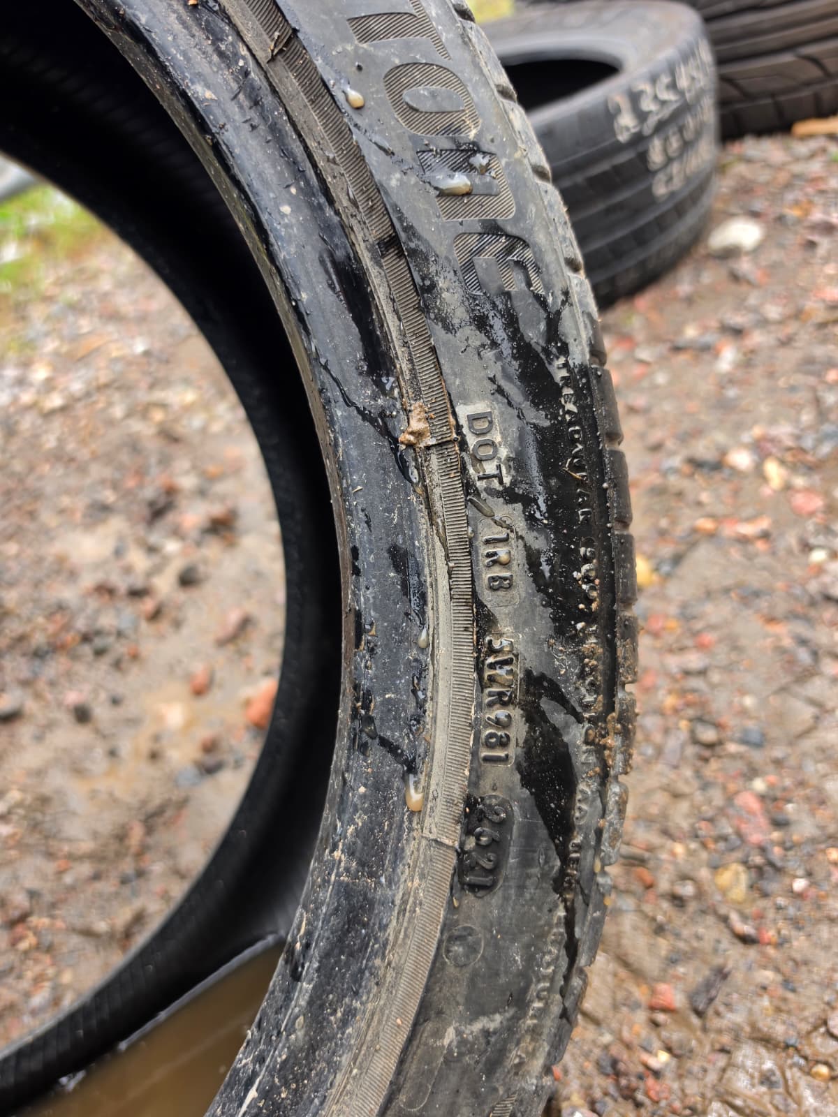 255/40R19 Single (1 Used Tire) Bridgestone Potenza RE 980