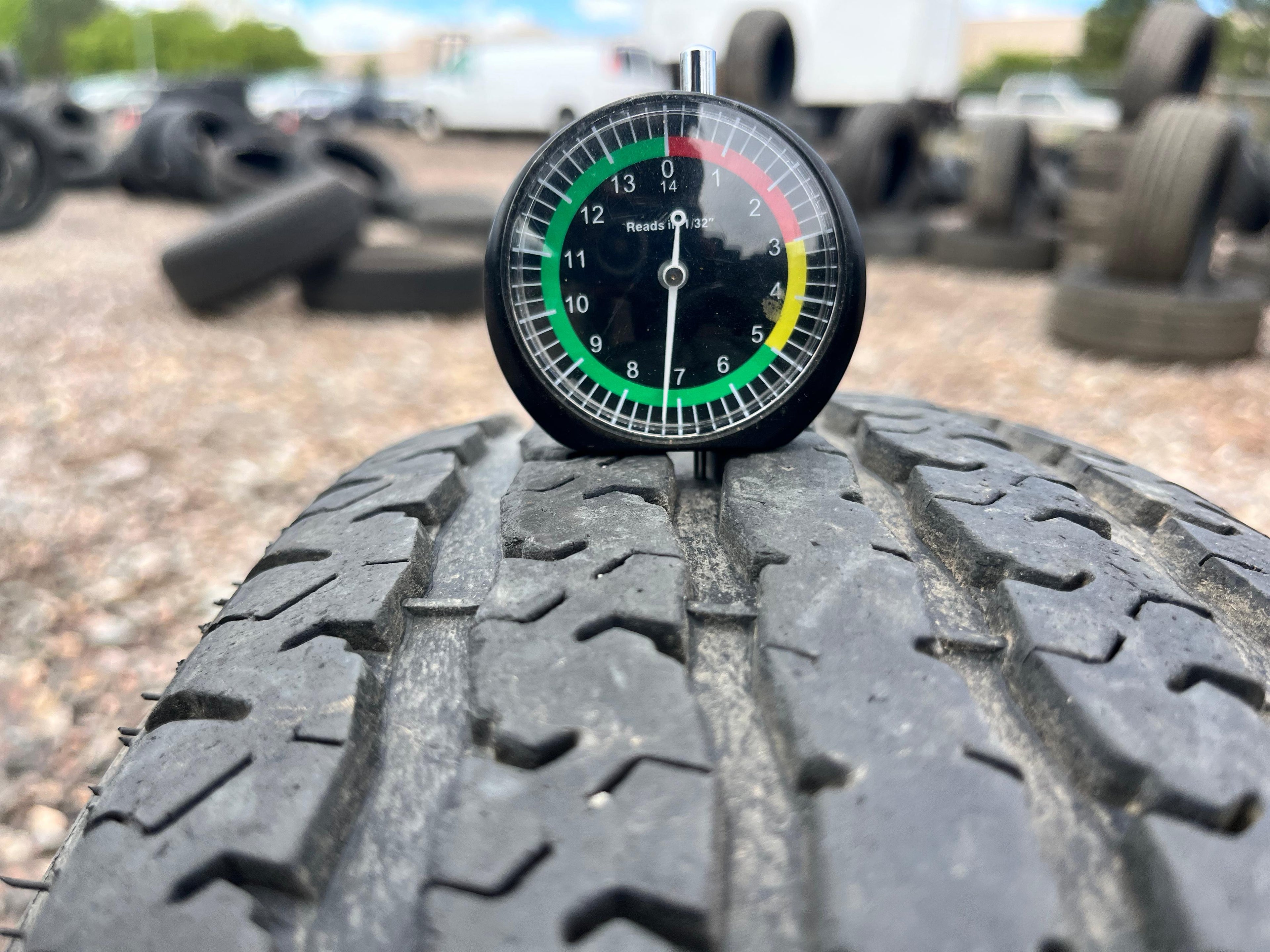 ST205/75R14 Single (1 Used Tire) Towstar STR ST Radial