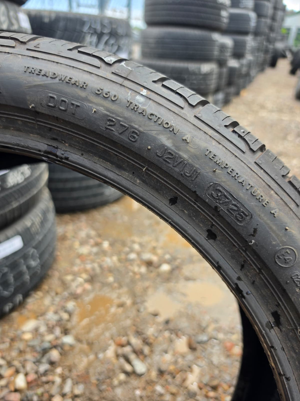 225/40R19 Single (1 Used Tire) Bridgestone Turanza EL100