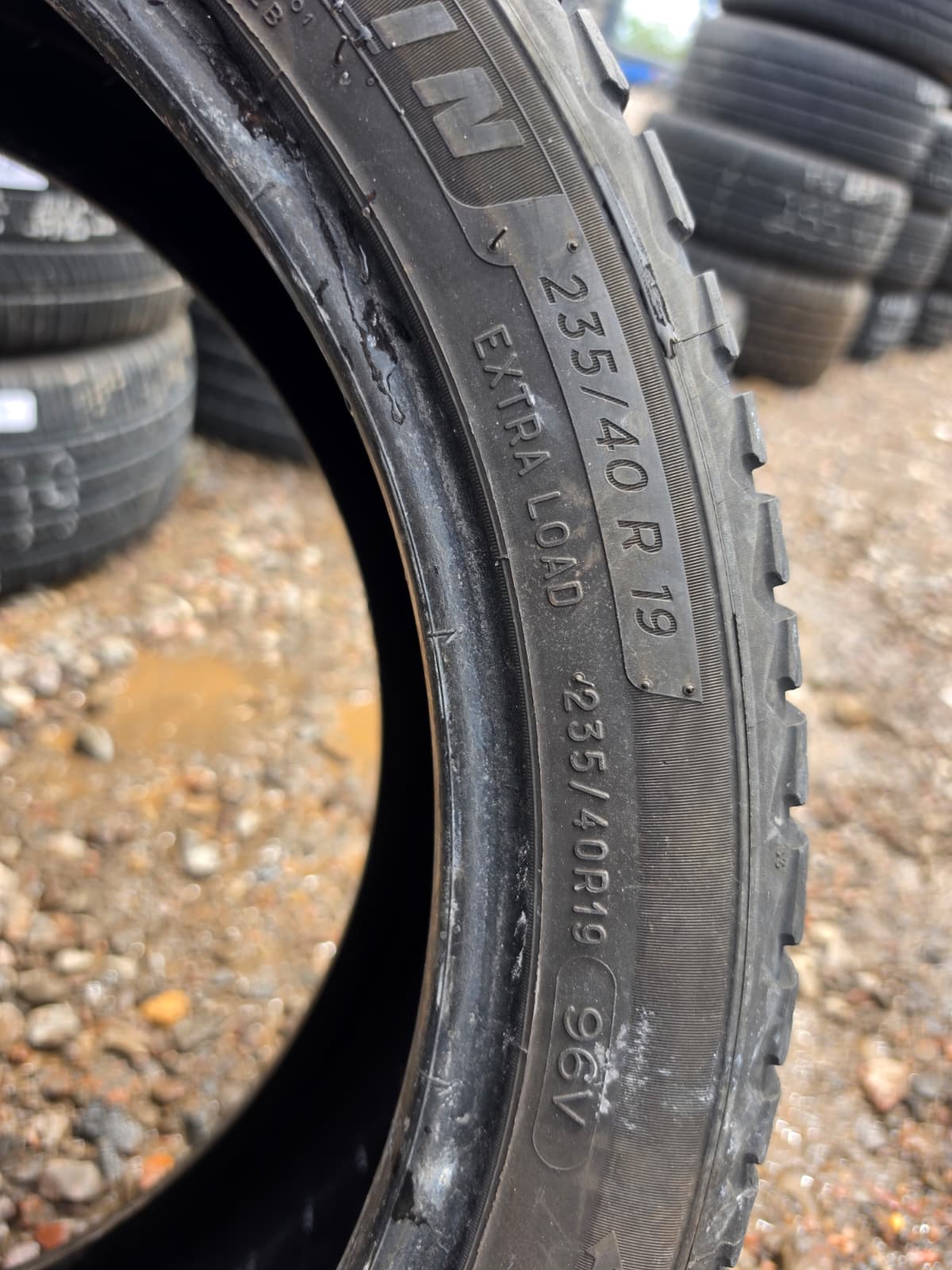 235/40R19 Single (1 Used Tire) Michelin Cross Climate2