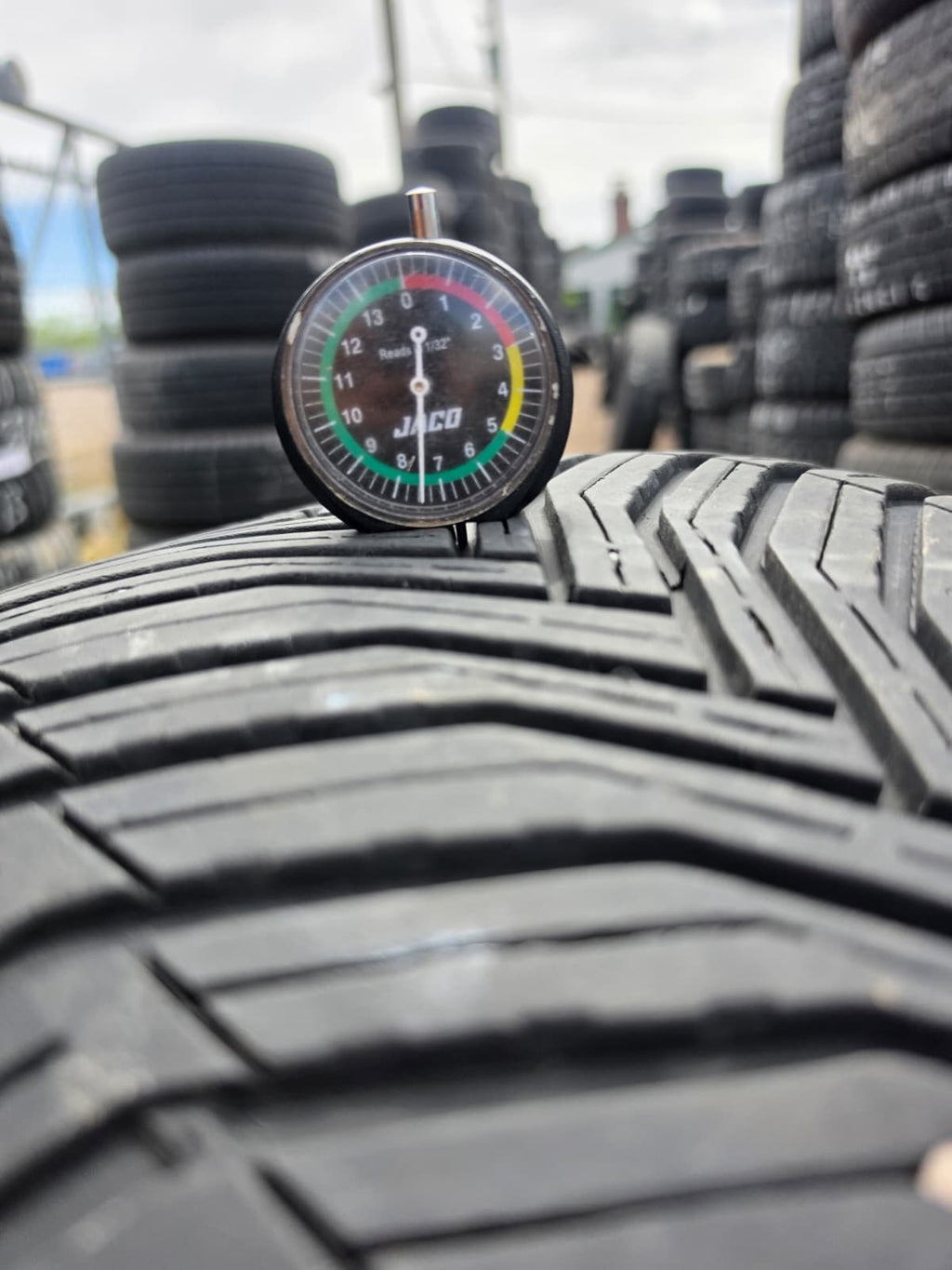 235/40R19 Single (1 Used Tire) Michelin Cross Climate2