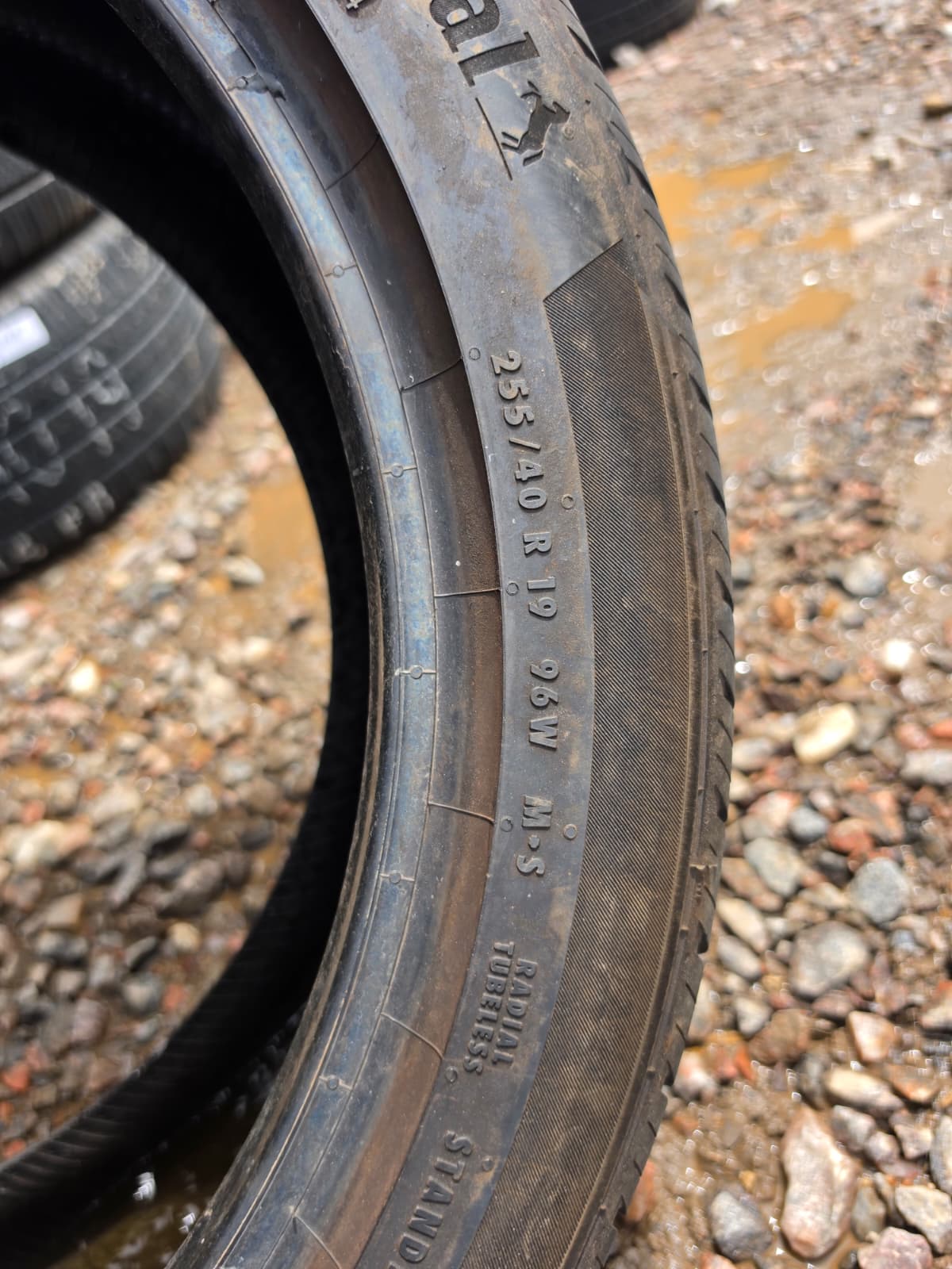 255/40R19 Single (1 Used Tire) Continental ProContact