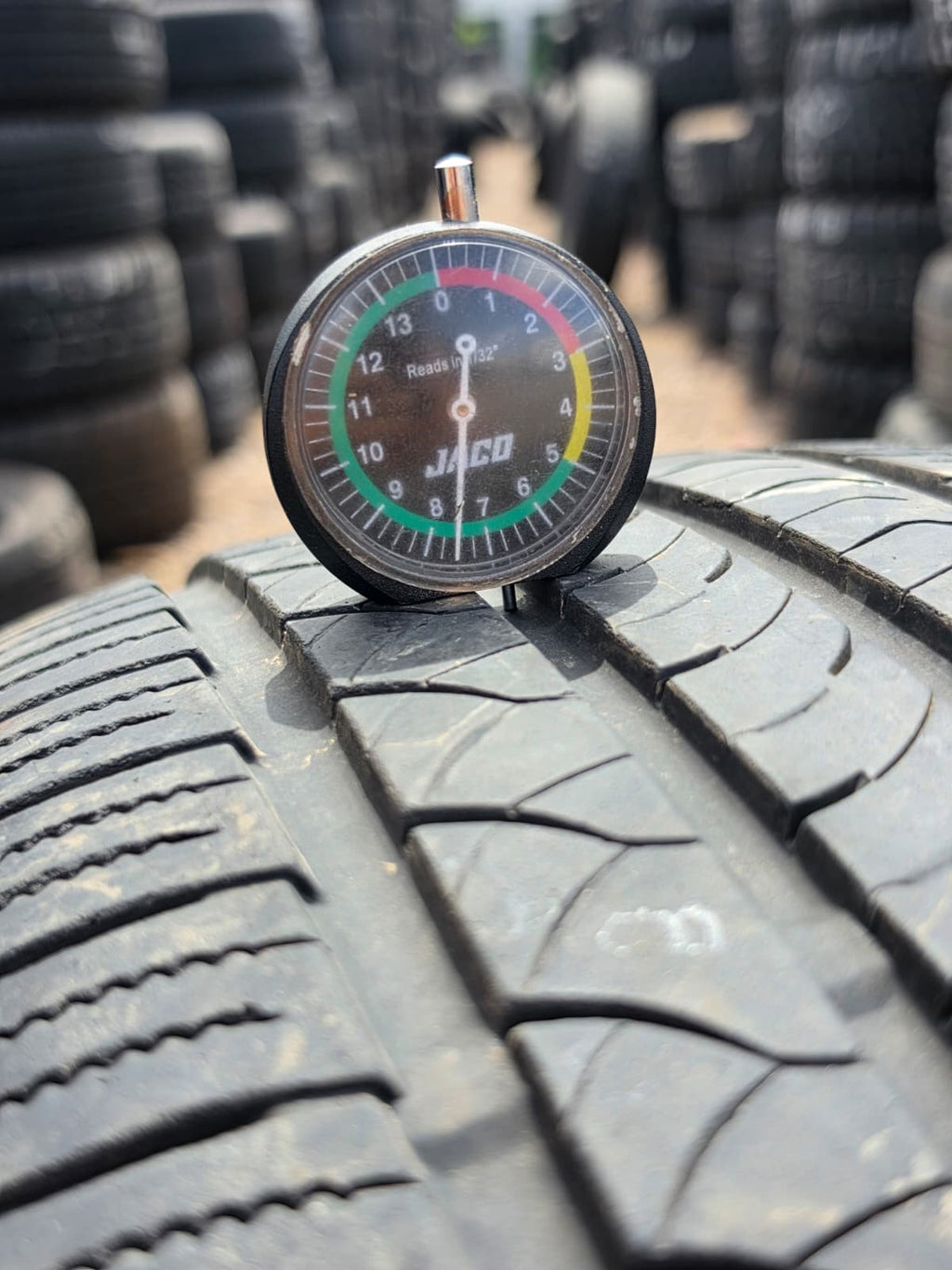 225/40R19 Single (1 Used Tire) Hercules Raptis