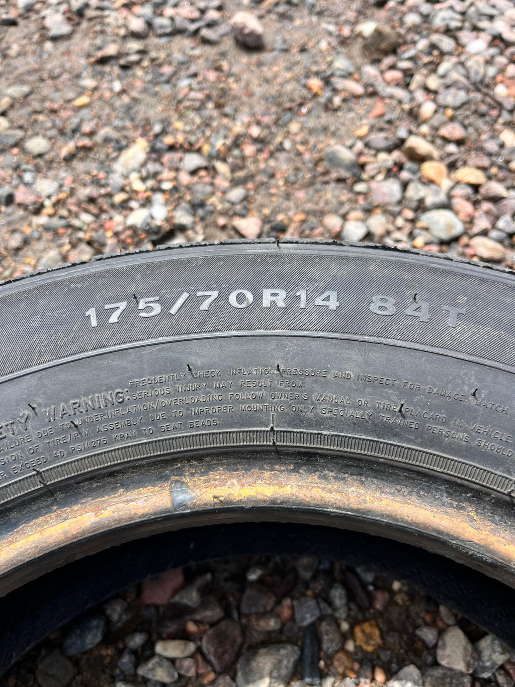 175/70R14 Single (1 Used Tire) Confidence All Season