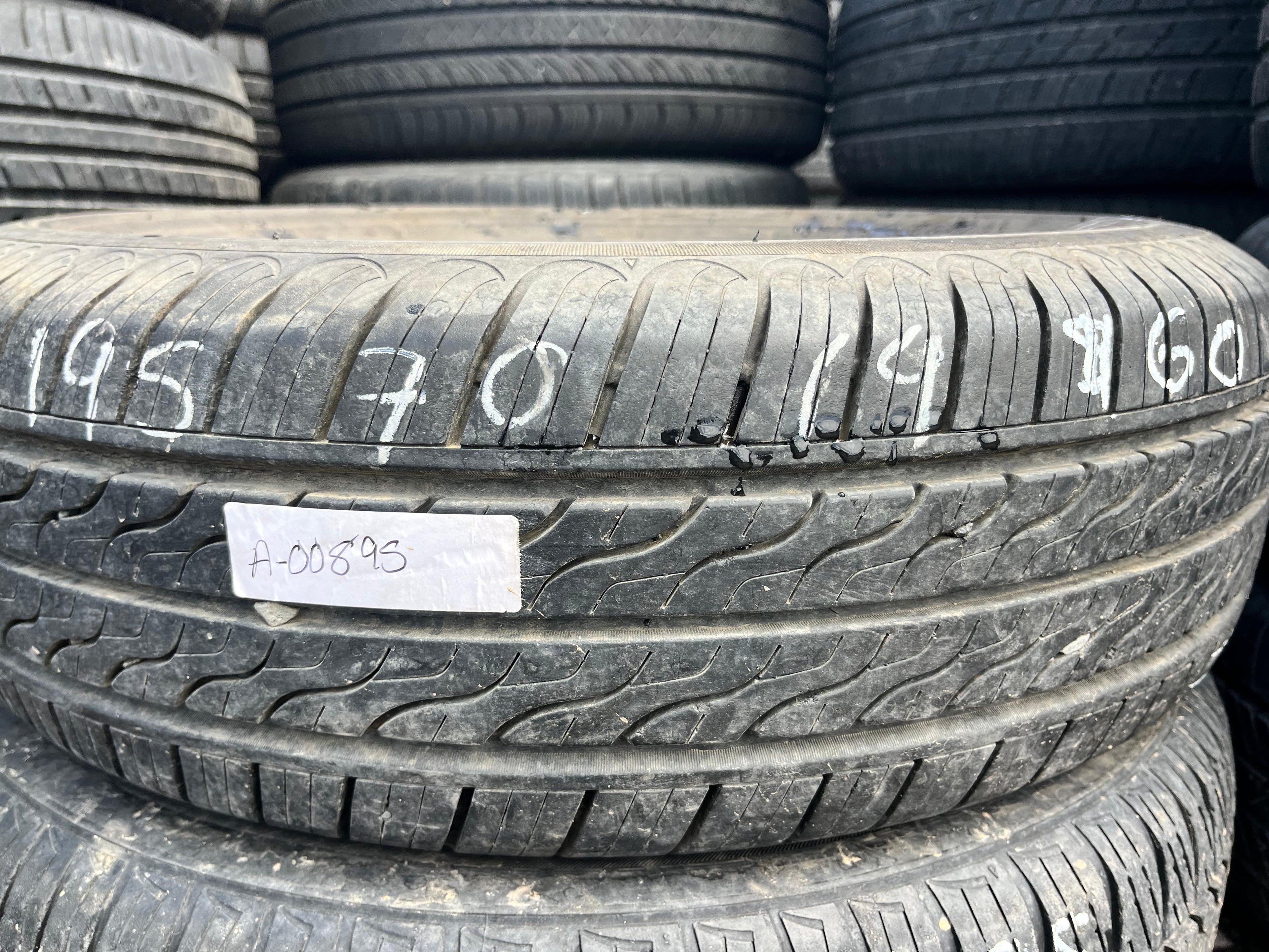 195/70R14 Single (1 Used Tire)Toyo Eclipse