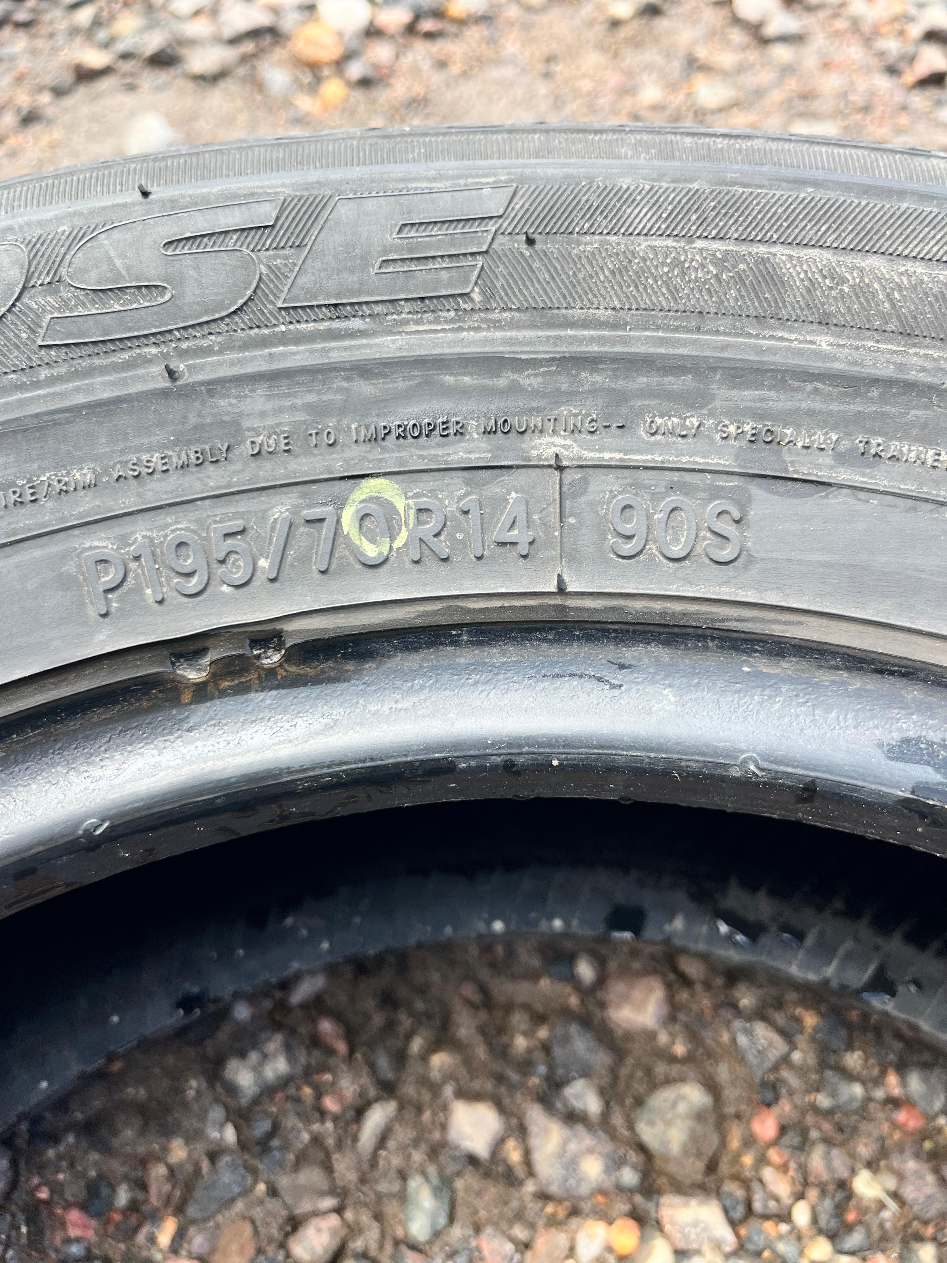 195/70R14 Single (1 Used Tire)Toyo Eclipse